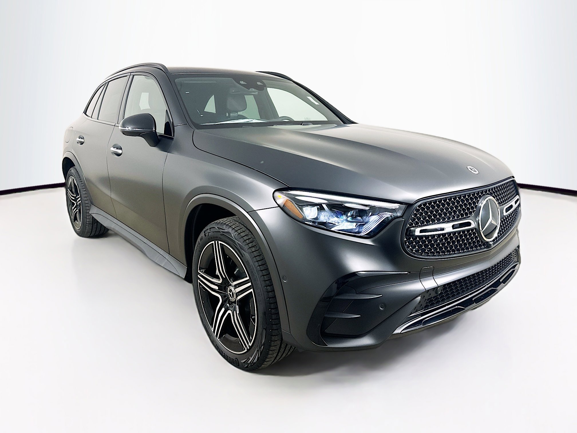 2026 Mercedes-Benz GLC Base's photo