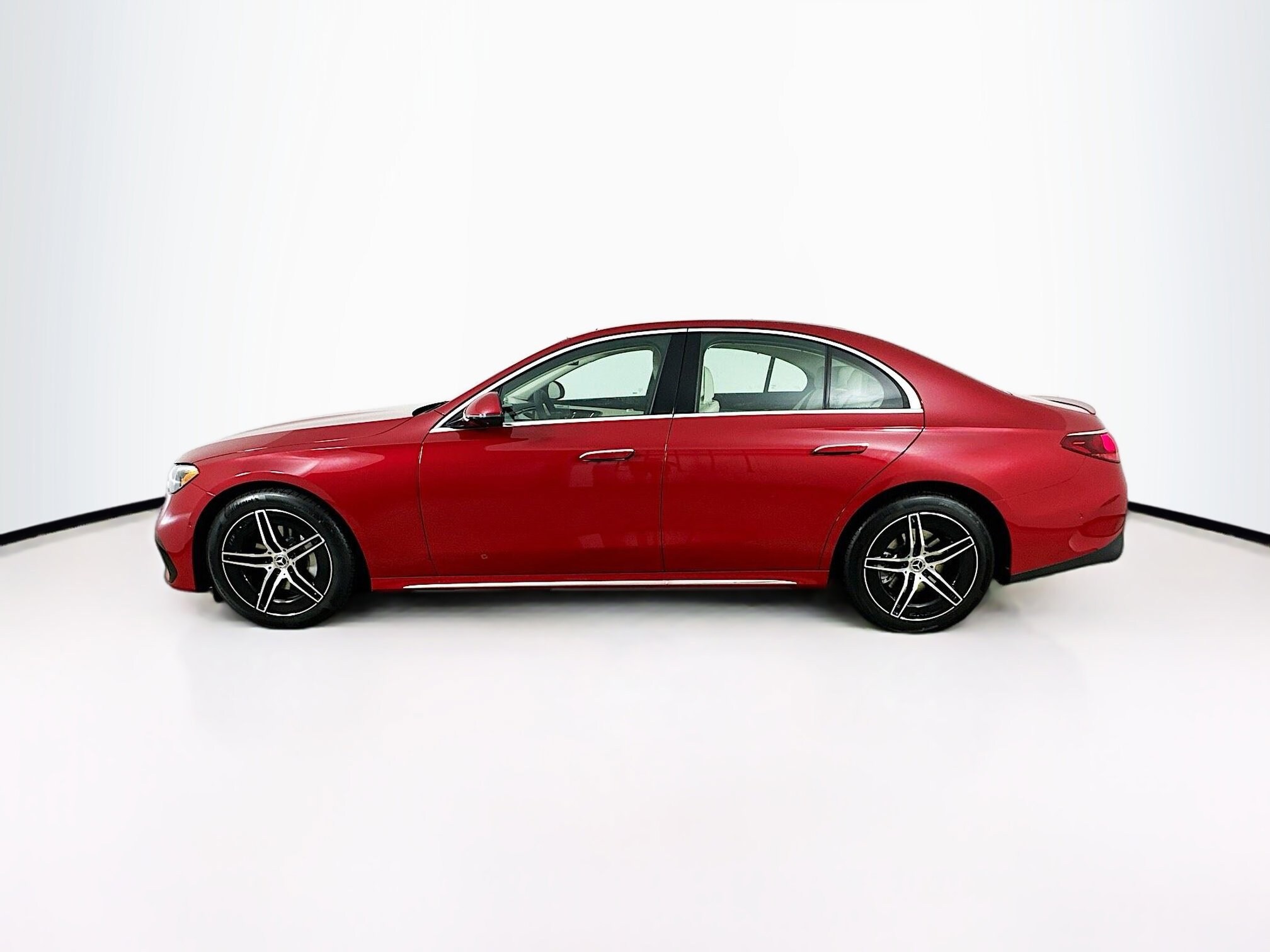 2026 Mercedes Benz E 4MATIC Sedan photo 4