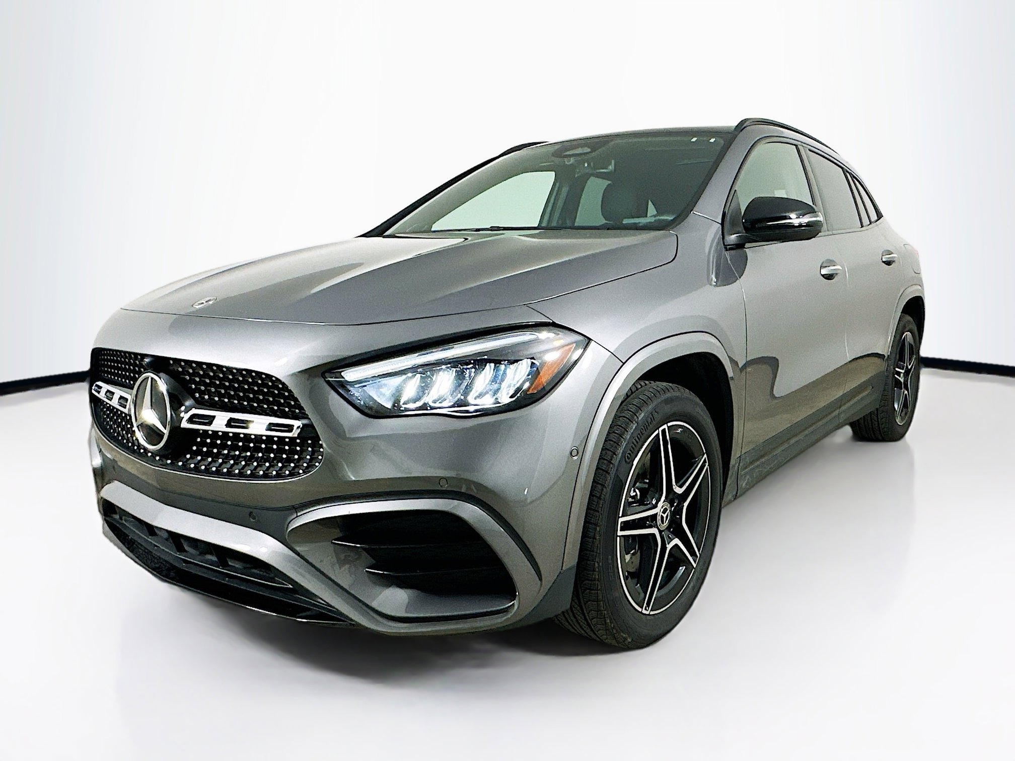 2024 Mercedes Benz GLA 250 4MATIC photo 2