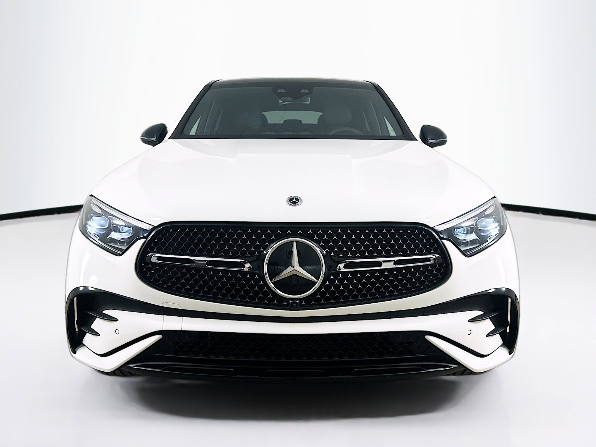 2025 Mercedes Benz GLC 300 4MATIC Coupe photo 2