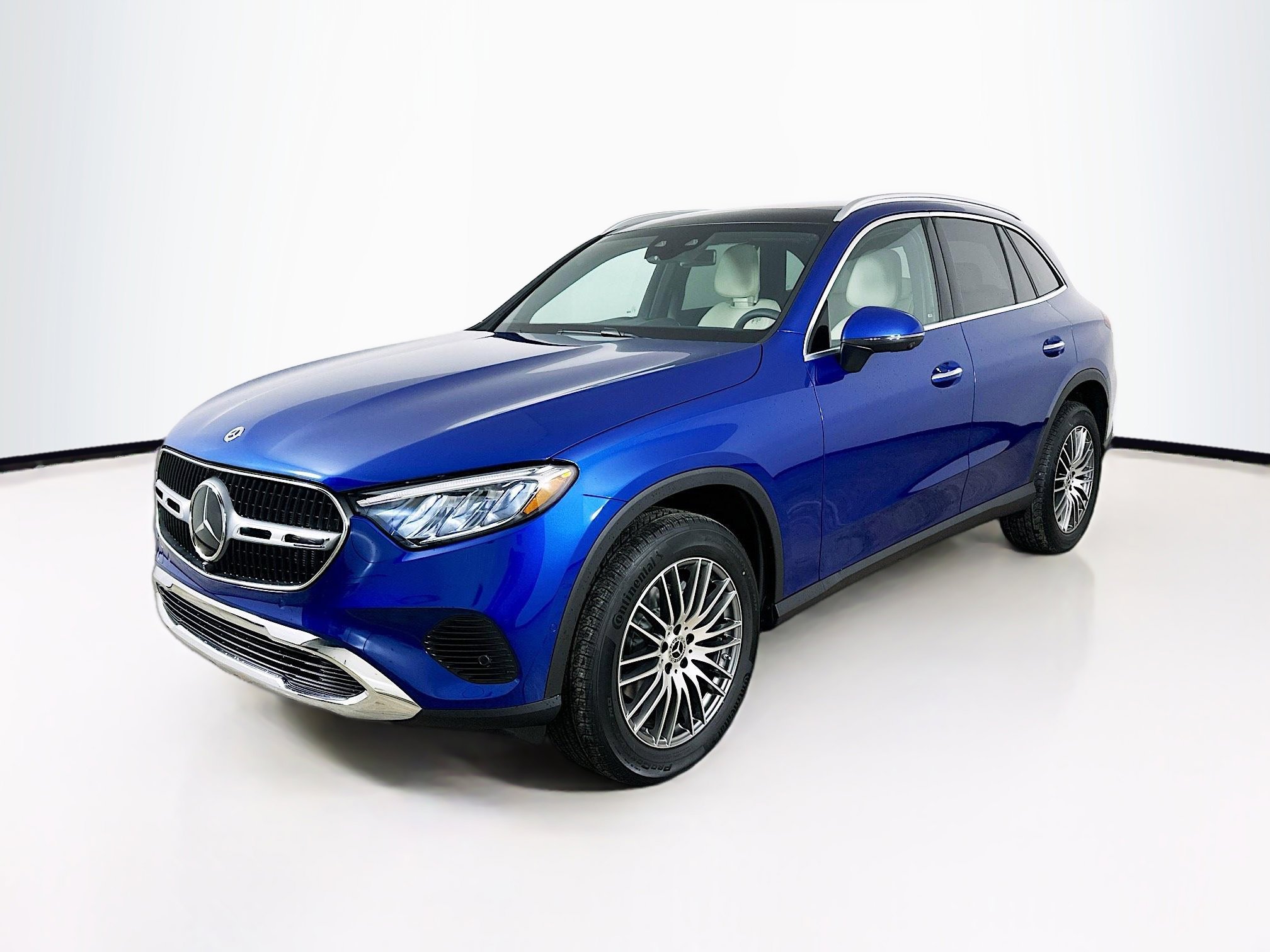 2026 Mercedes-Benz GLC Base's photo