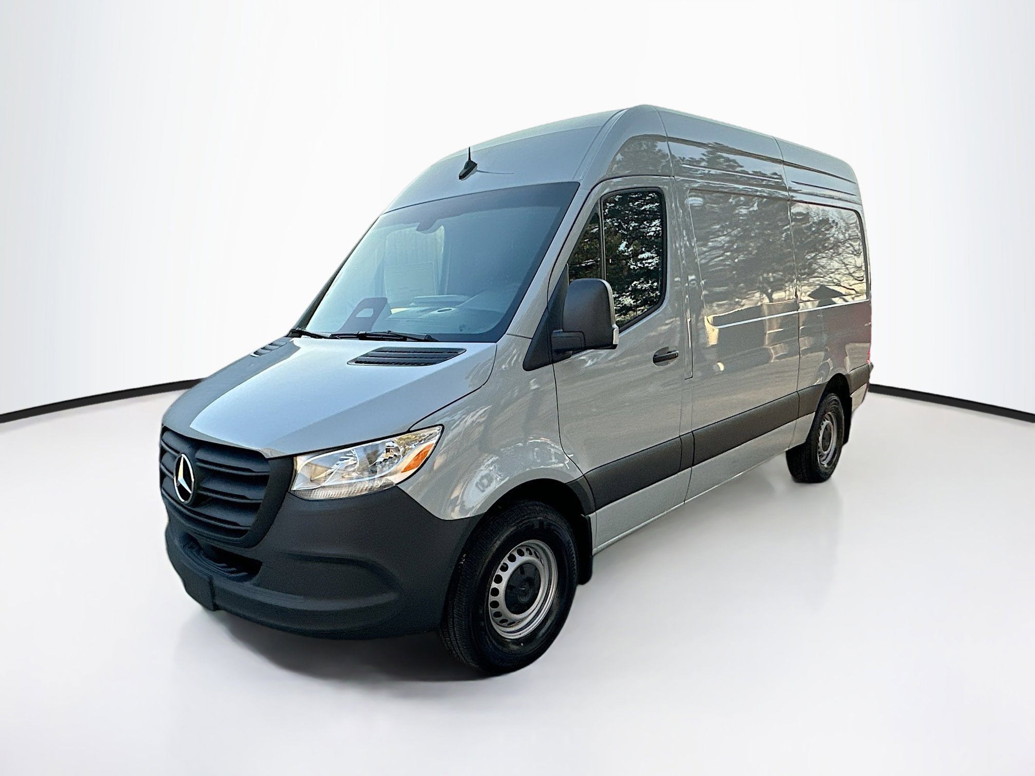 2025 Mercedes-Benz Sprinter Cargo Van Base's photo