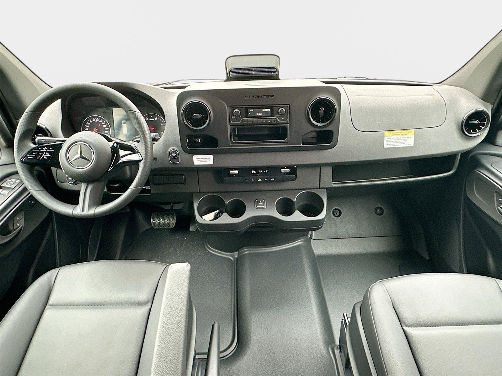 2025 Mercedes-Benz Sprinter Crew Van Base - Photo 25