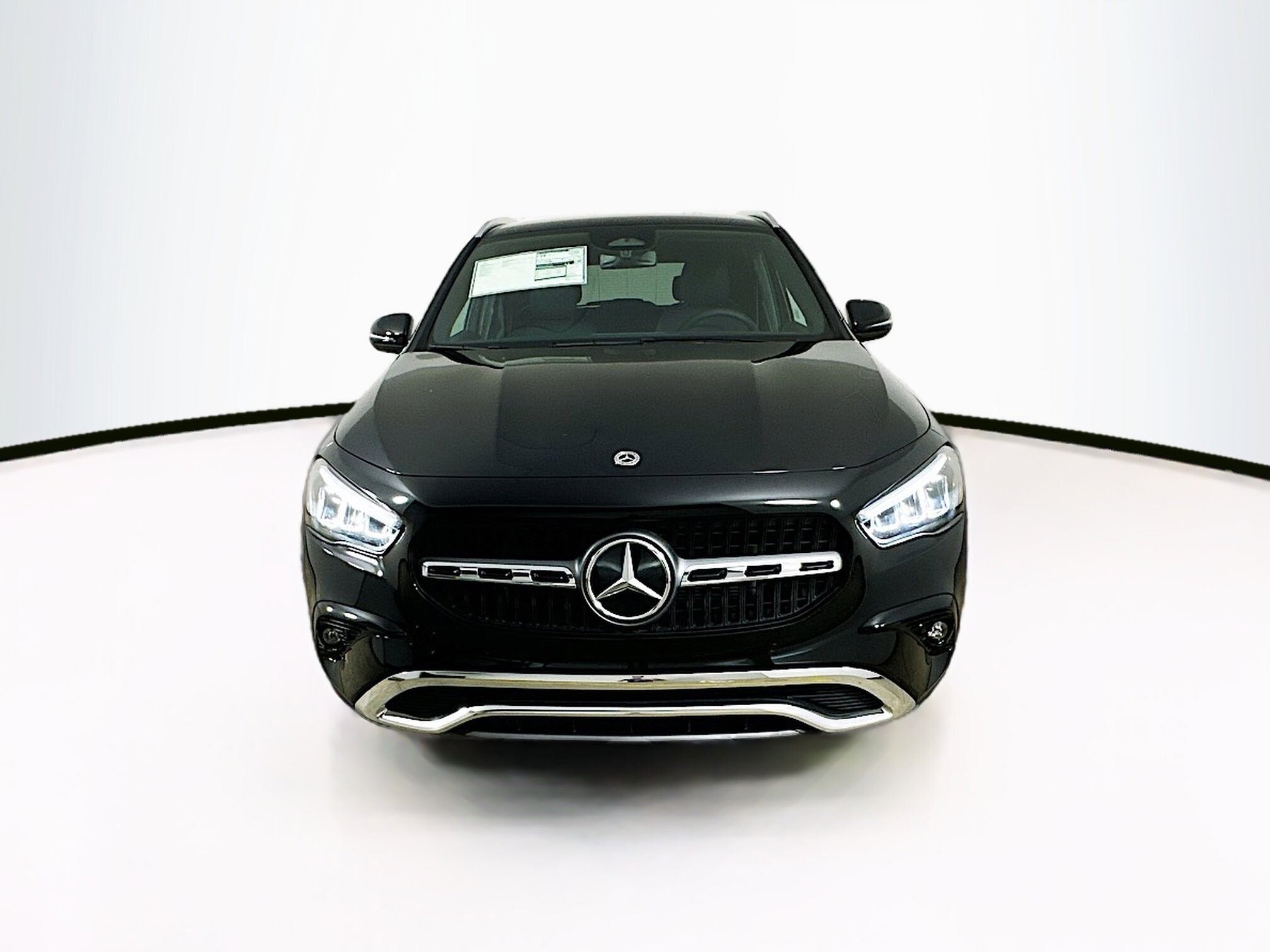 2025 Mercedes Benz GLA 250 4MATIC photo 2