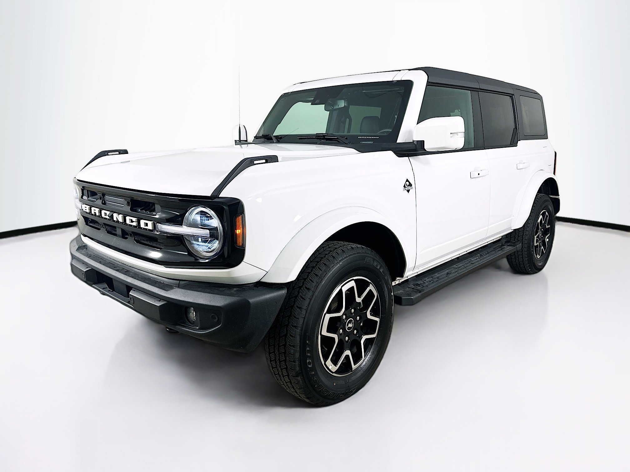 2024 Ford Bronco 4-Door Outer Banks