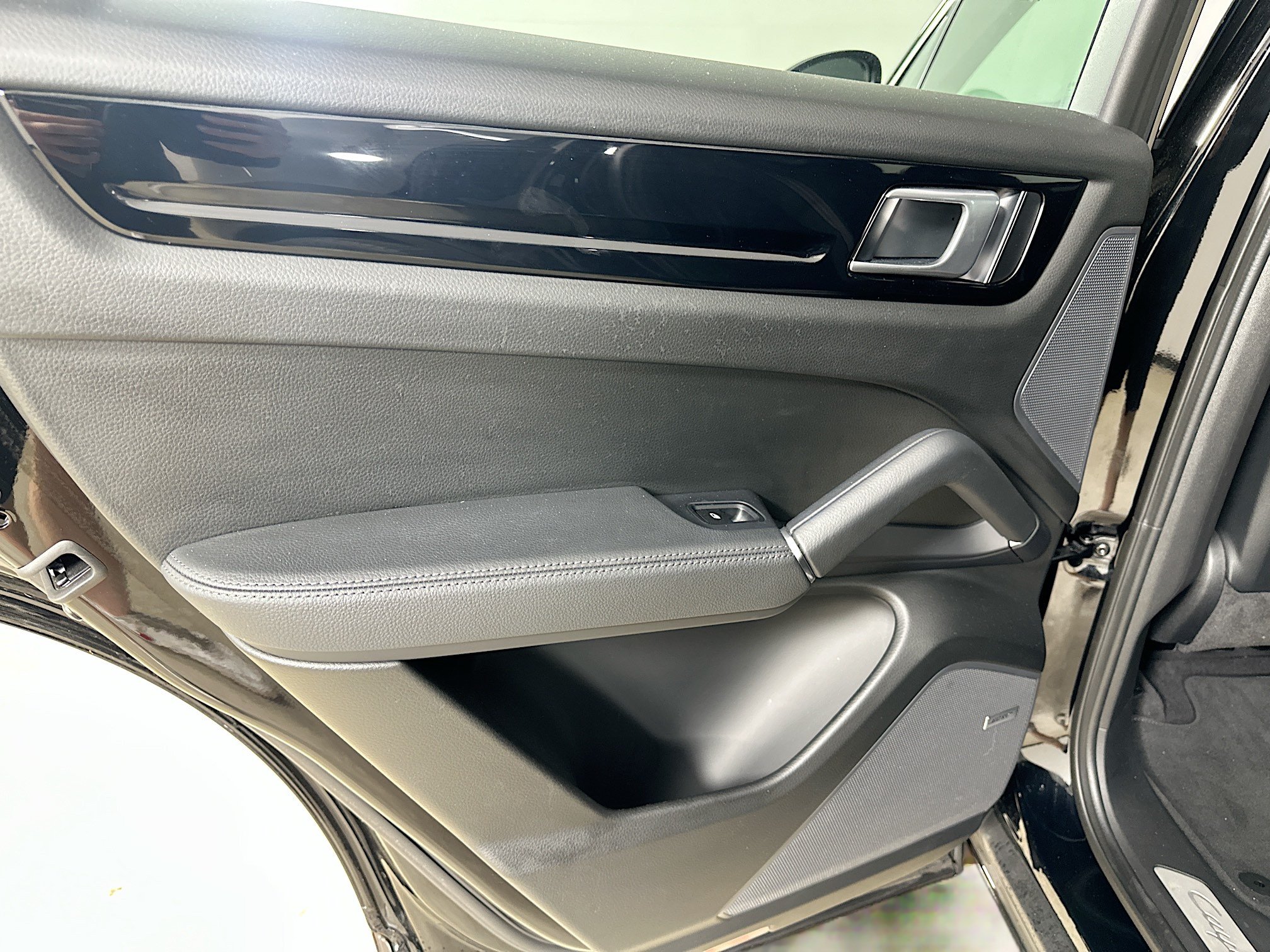 2022 Porsche Cayenne Base - Photo 33