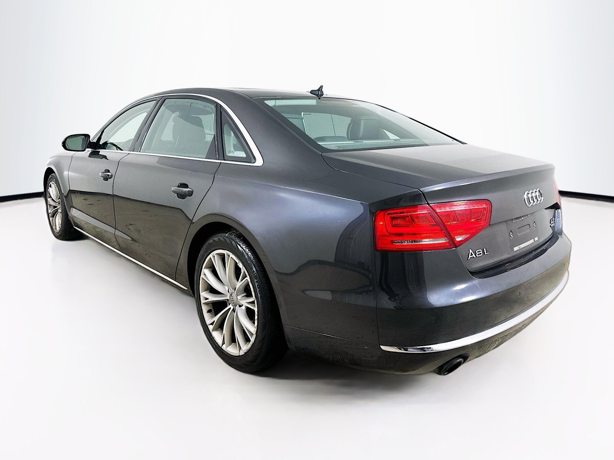 2011 Audi A8 L 4.2 Quattro photo 4