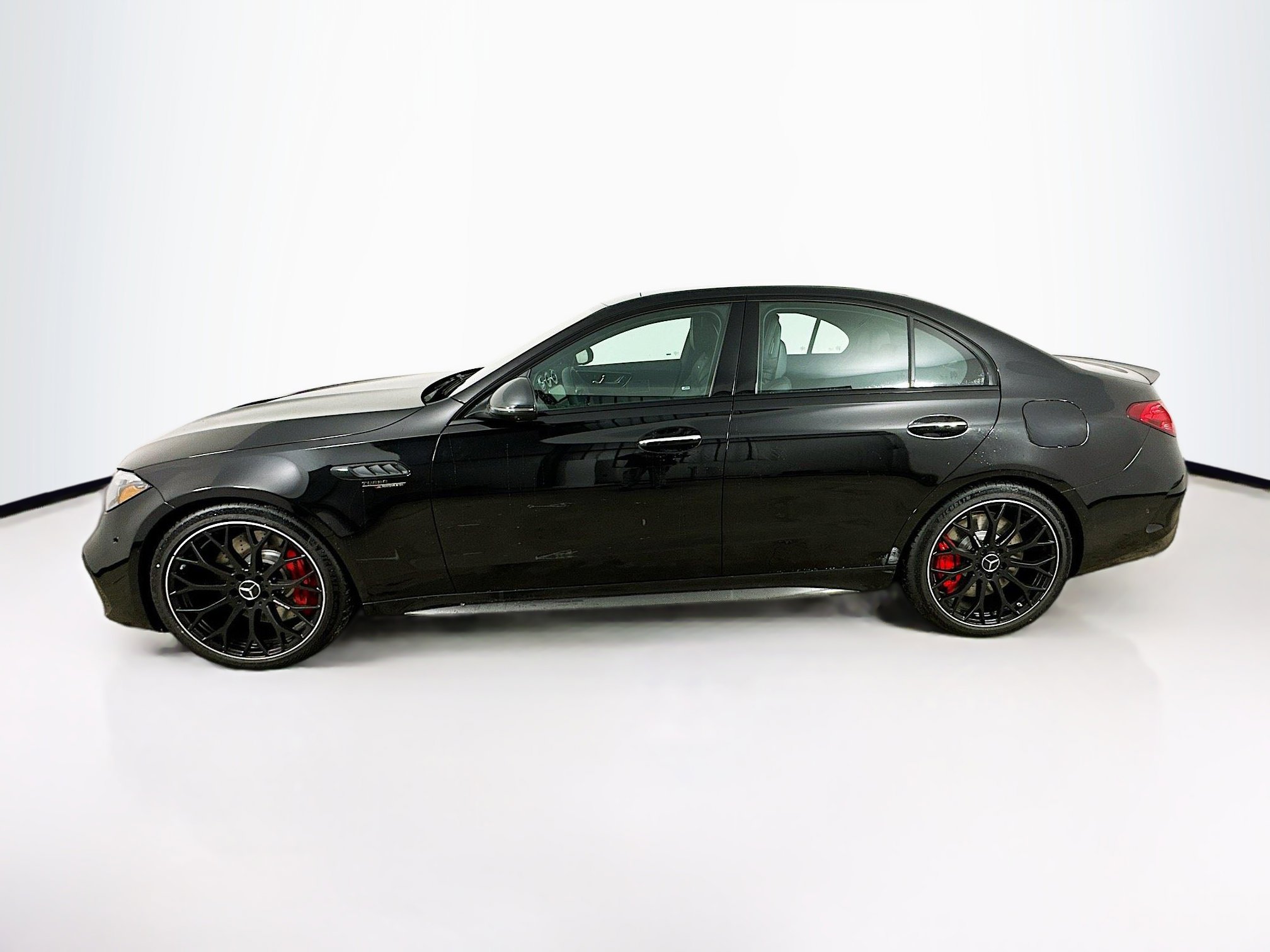 2025 Mercedes Benz C AMG 63 S E PERFORMANCE photo 4