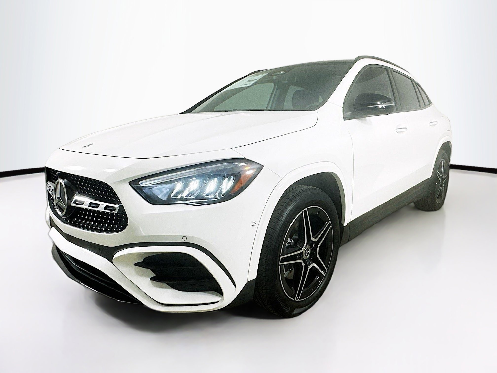2025 Mercedes Benz GLA 250 4MATIC photo 3