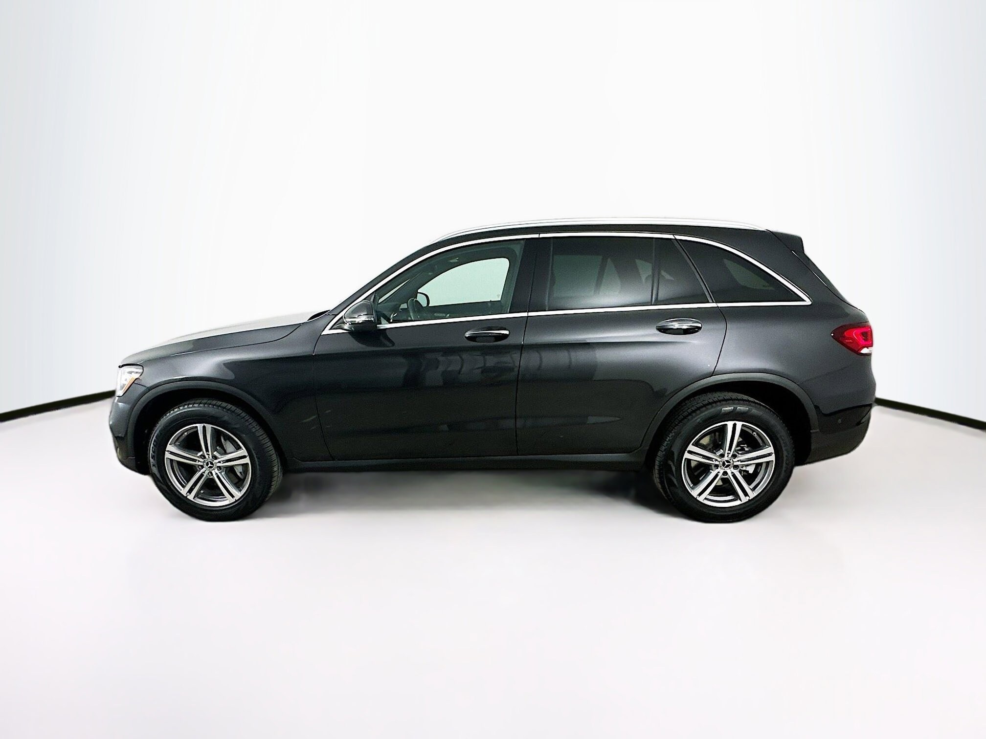 2022 Mercedes Benz GLC 300 4MATIC photo 4
