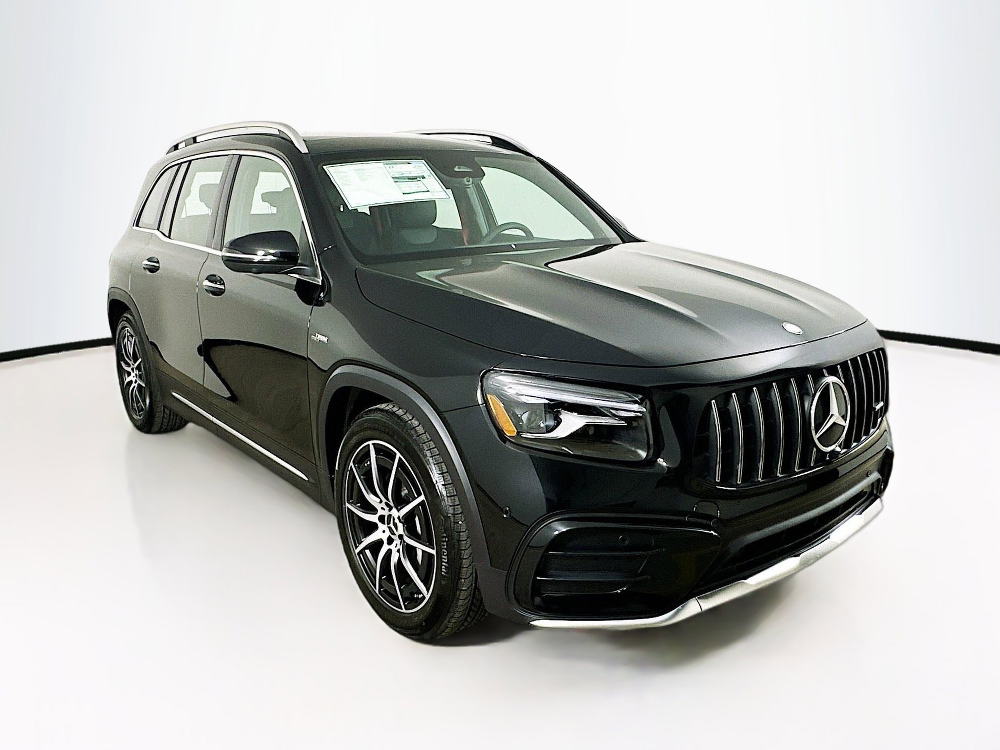 2025 Mercedes-Benz GLB