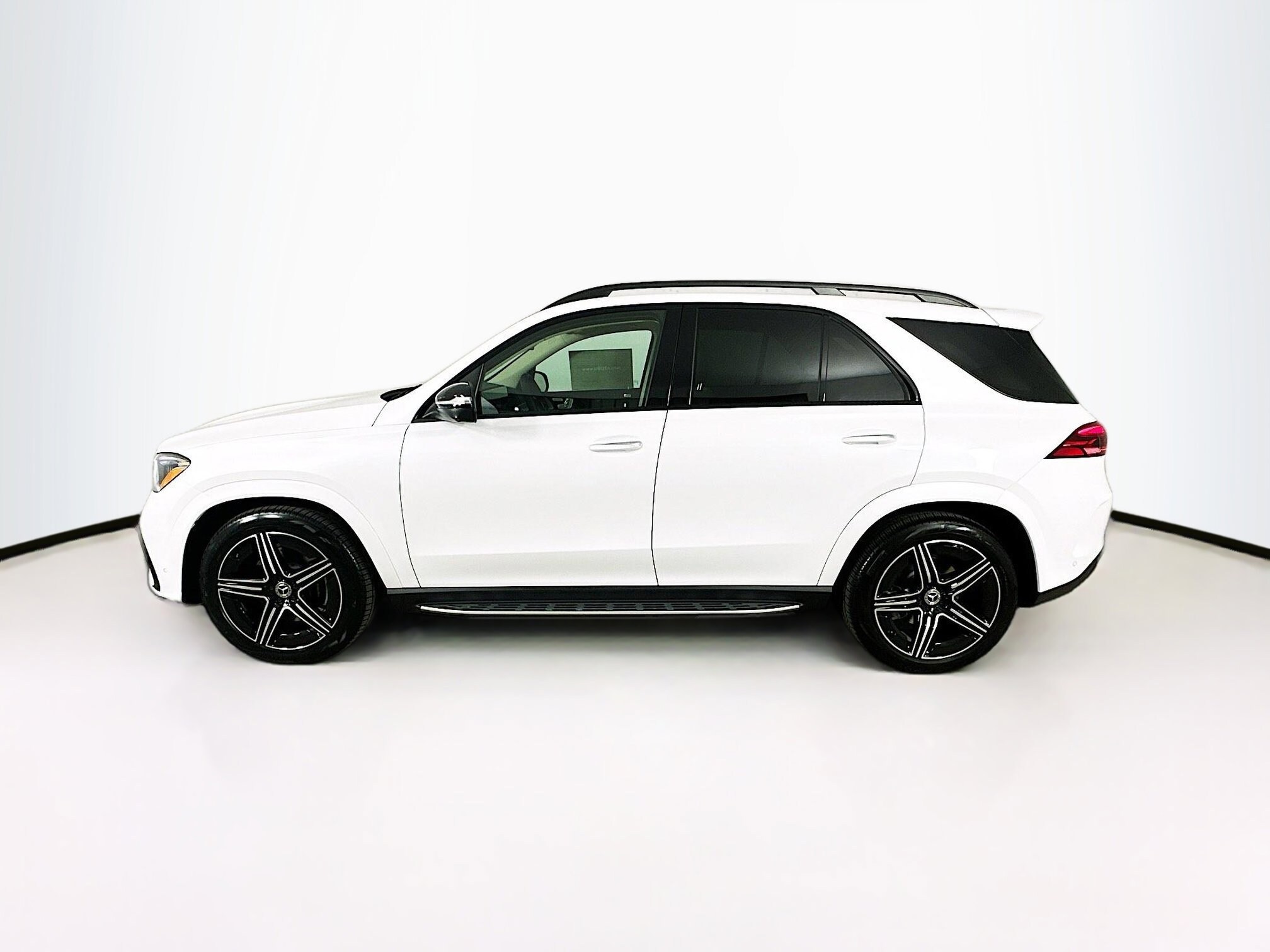 2026 Mercedes Benz GLE 450 4MATIC photo 4