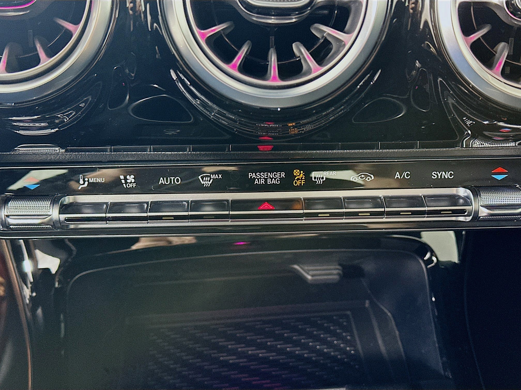 2025 Mercedes-Benz CLA CLA 250 - Photo 20