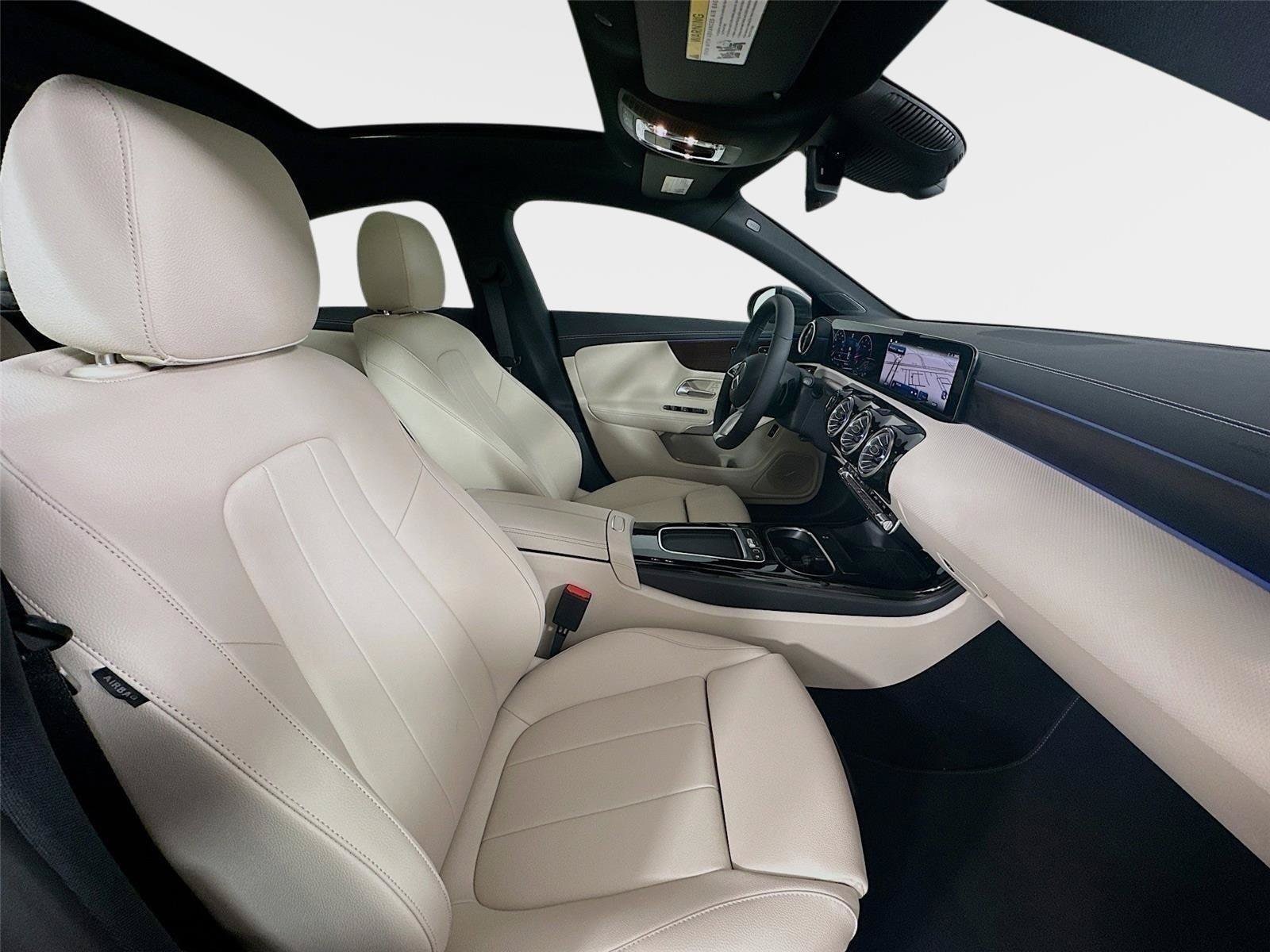 2025 Mercedes-Benz CLA CLA 250 - Photo 35