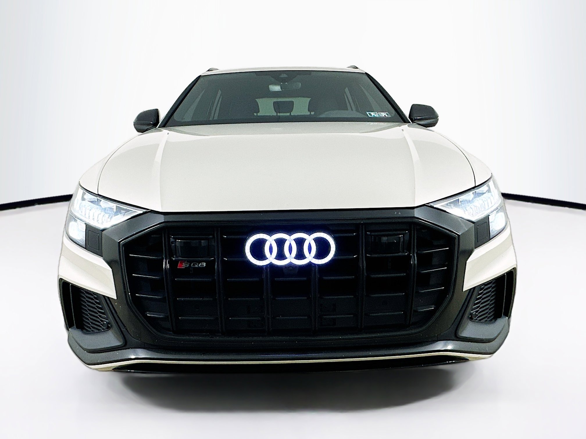 2023 Audi SQ8 Premium Plus photo 2