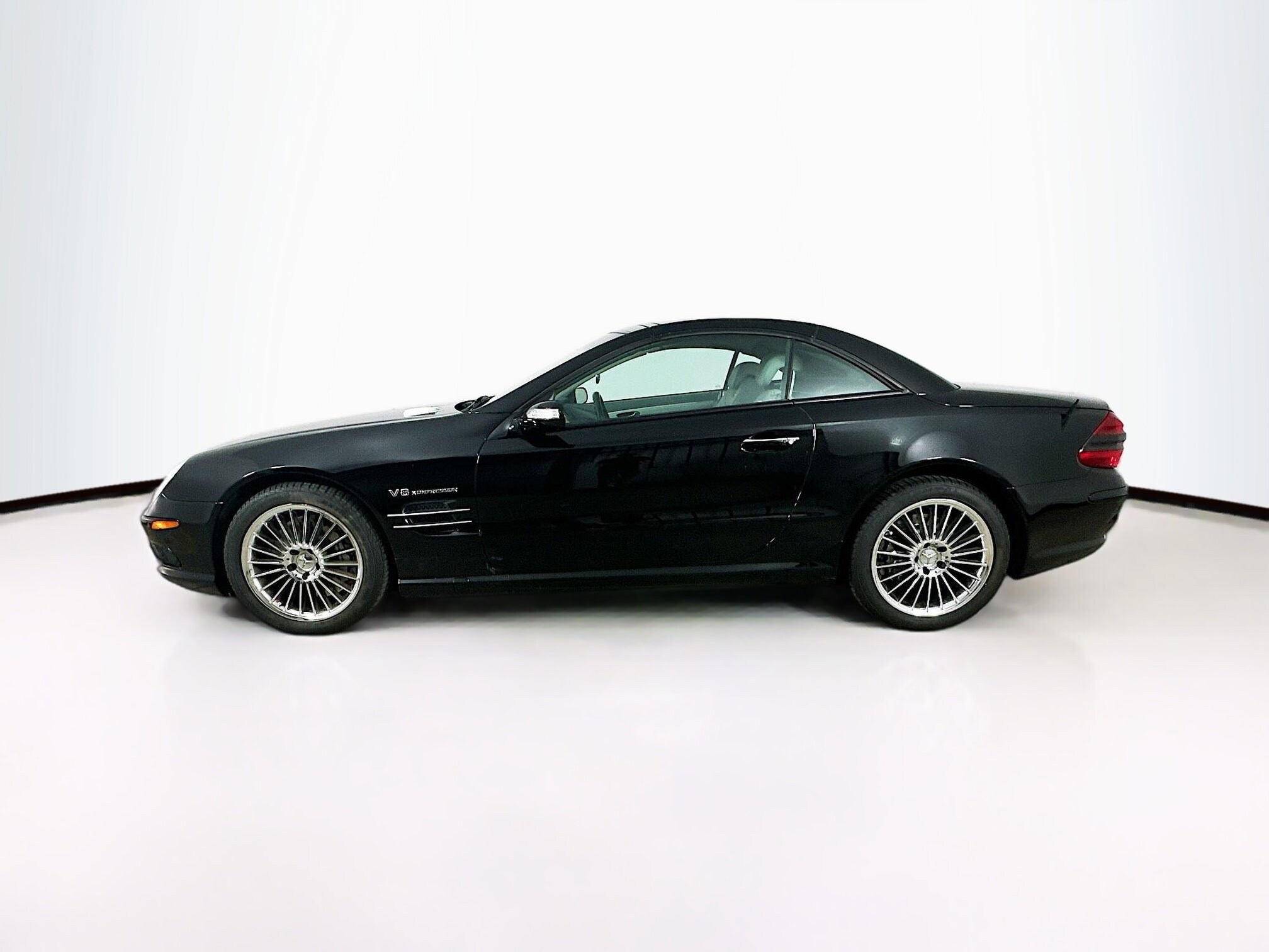 2004 Mercedes Benz SL 55 AMG photo 4
