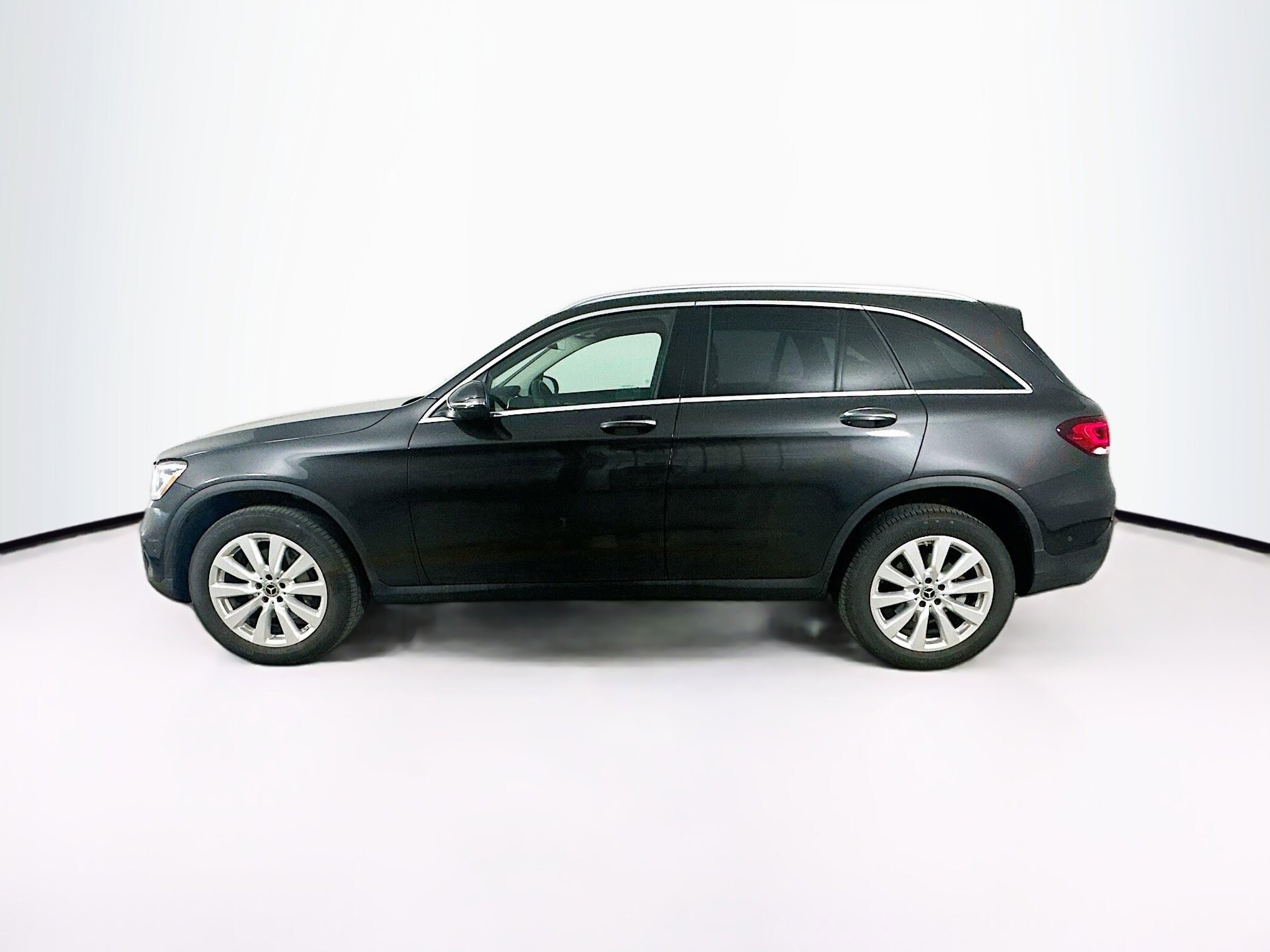 2021 Mercedes Benz GLC 300 4MATIC photo 4