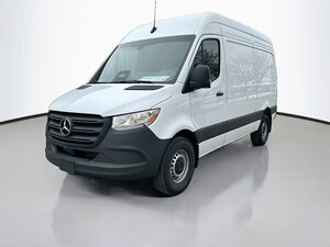2025 Mercedes-Benz Sprinter 2500 Standard Roof 4-Cyl Diesel Van Cargo Van