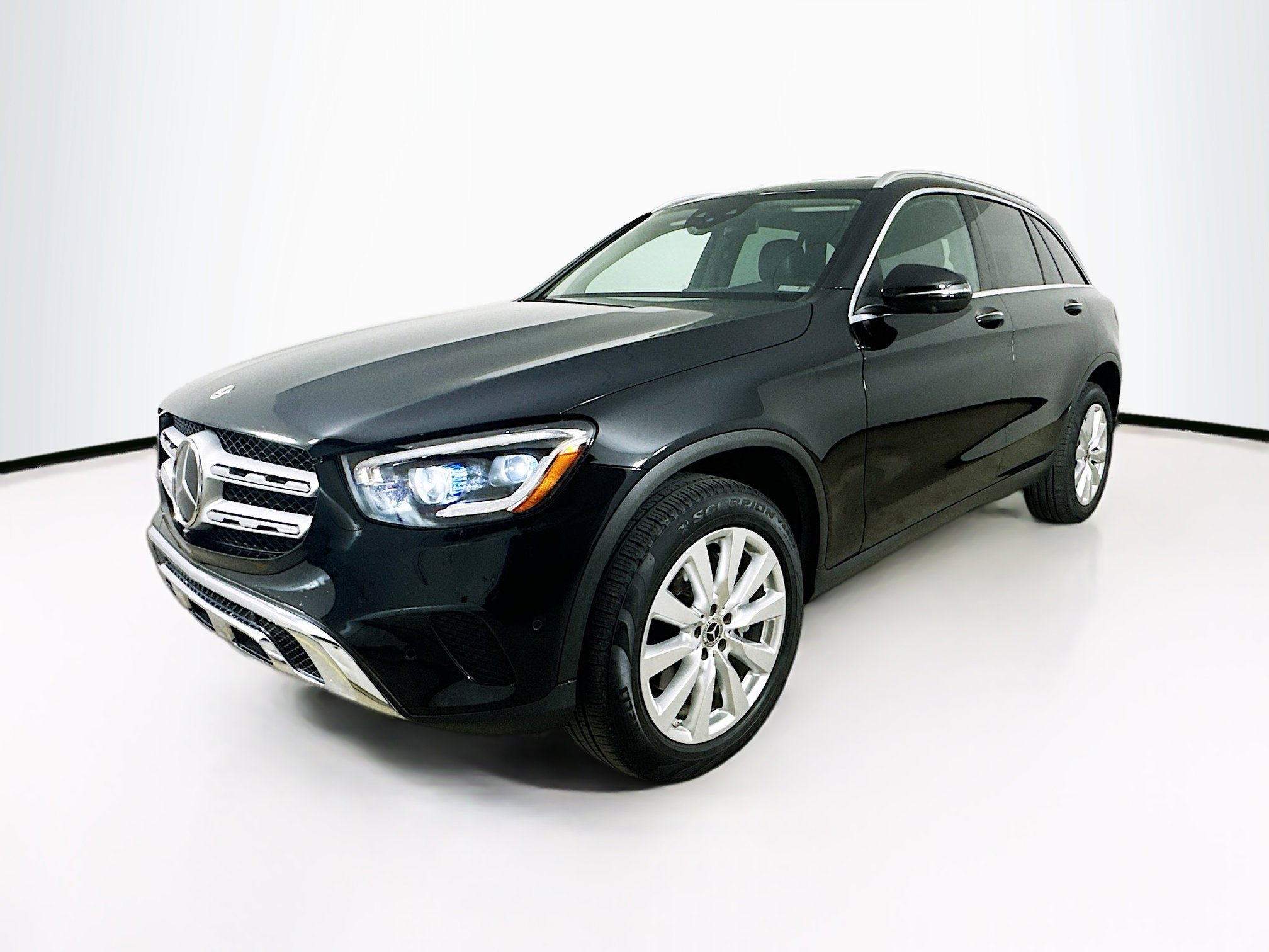 2021 Mercedes Benz GLC 300 4MATIC photo 3