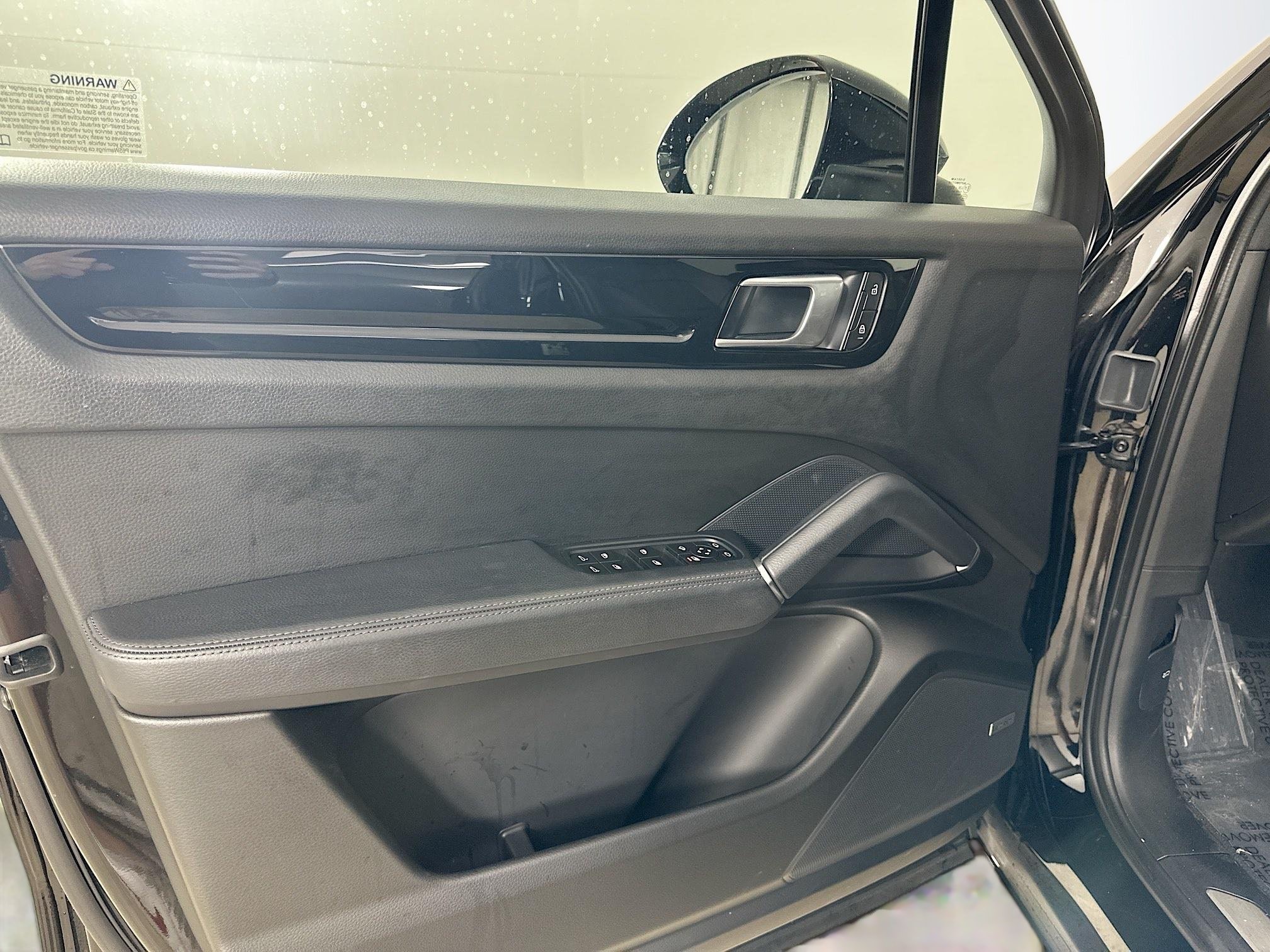 2022 Porsche Cayenne Base - Photo 16