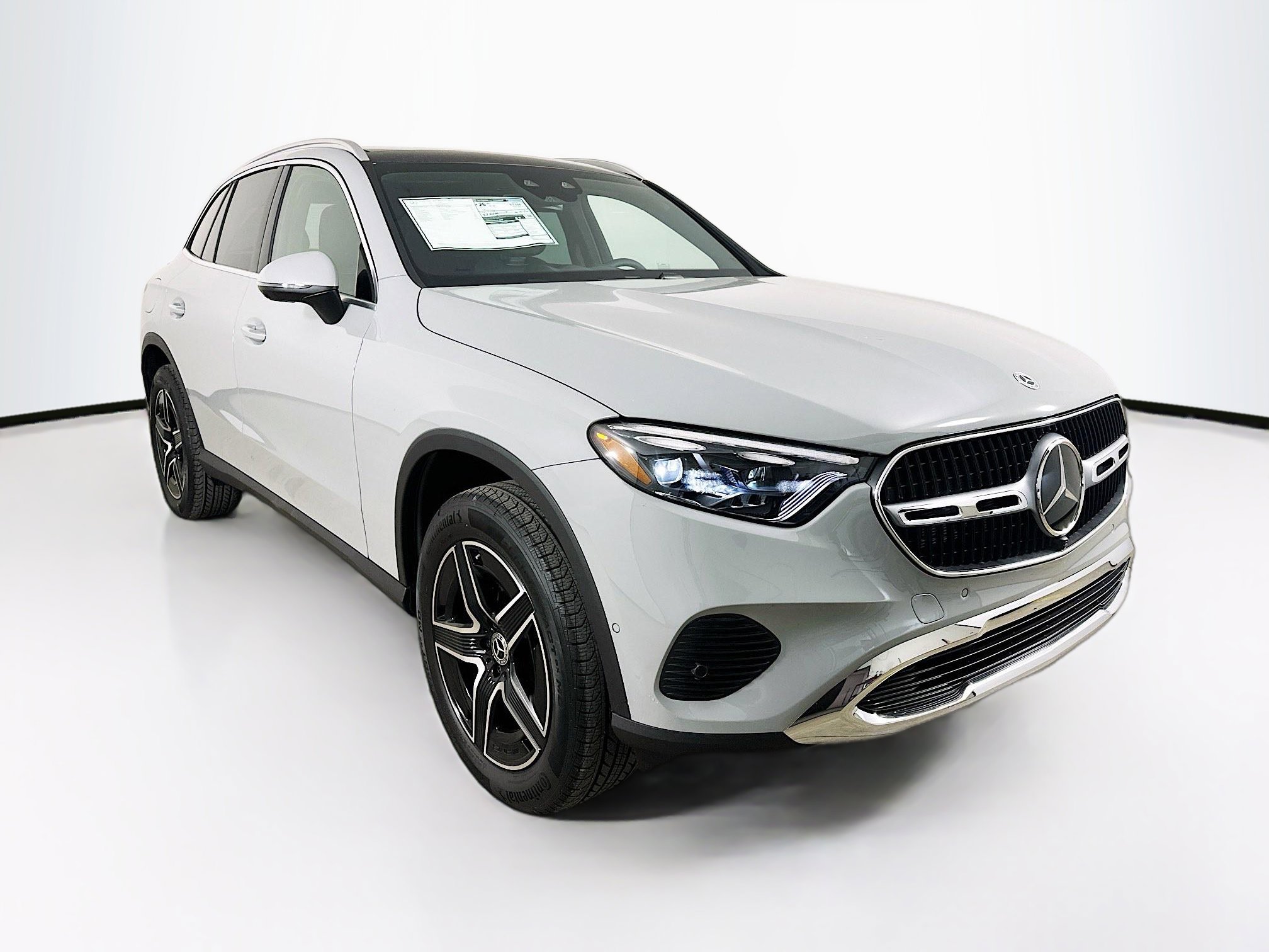 2026 Mercedes-Benz GLC Base's photo