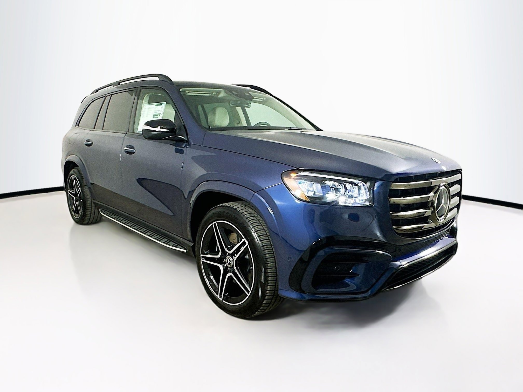 2026 Mercedes-Benz GLS Base's photo