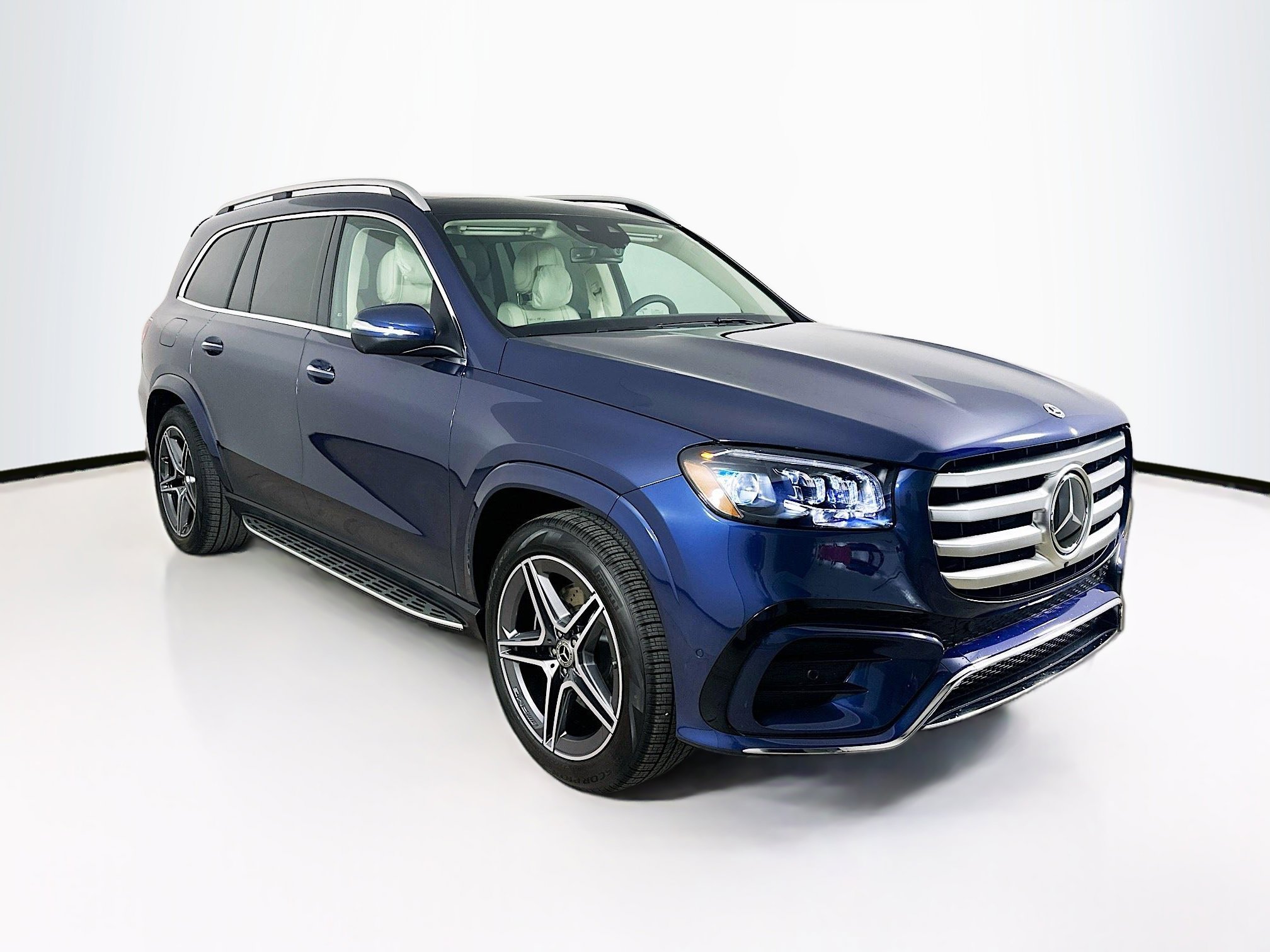 2026 Mercedes-Benz GLS Base's photo