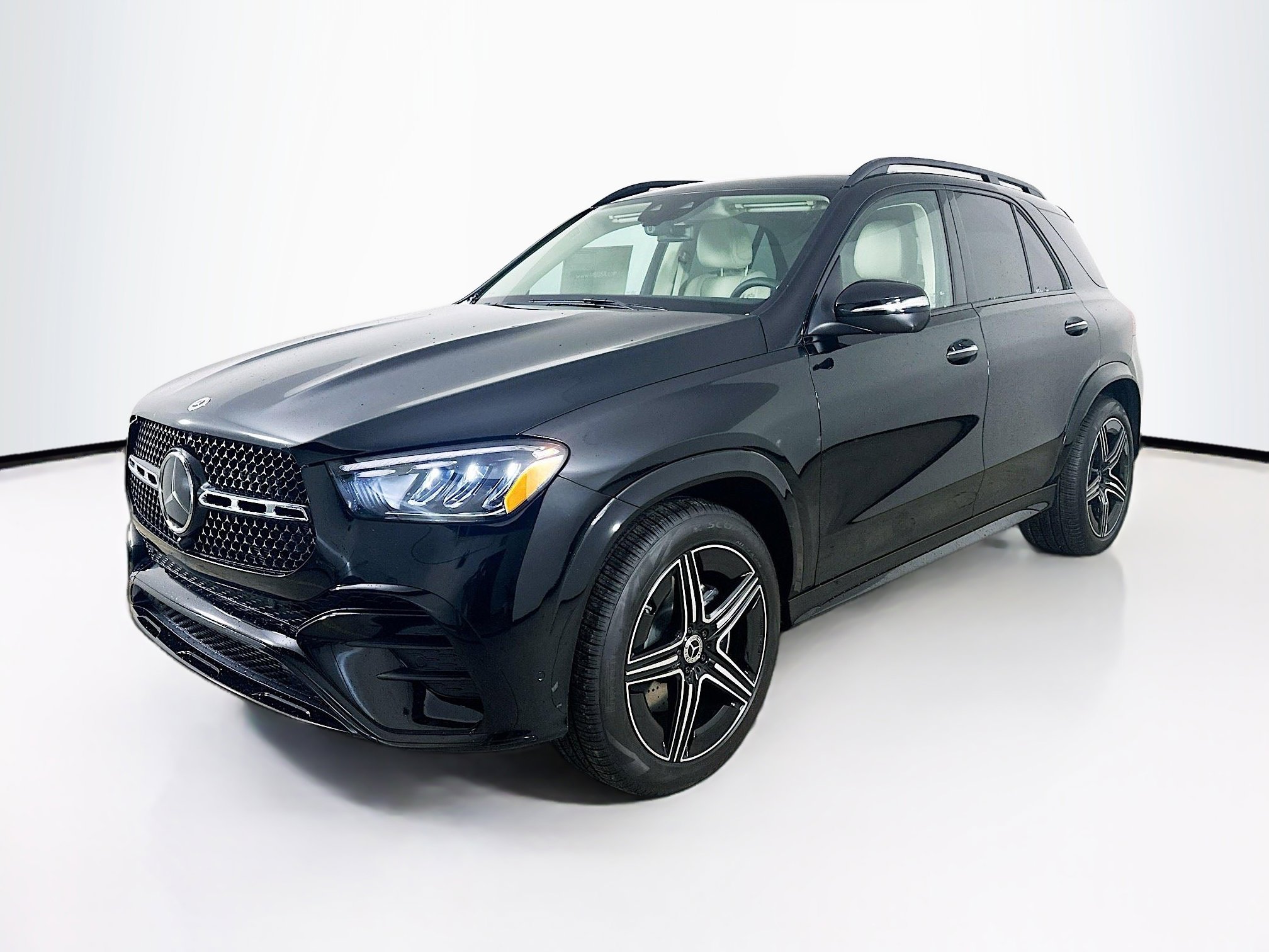 2026 Mercedes-Benz GLE GLE350's photo