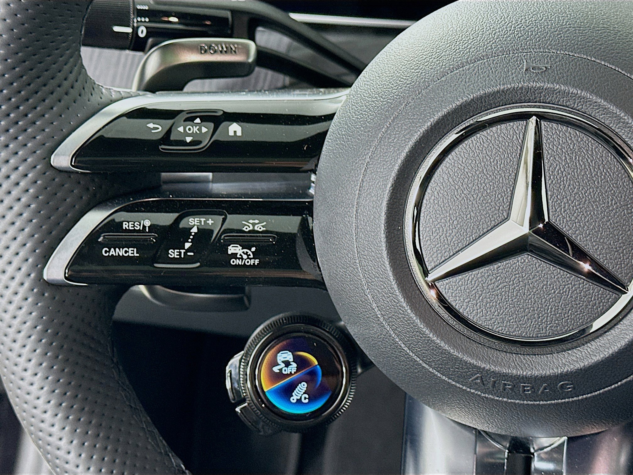 2025 Mercedes-Benz C-Class Sedan AMG C63 S E Peformance - Photo 10