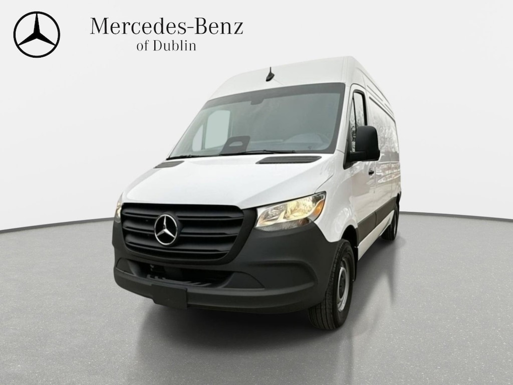 New 2025 Mercedes-Benz Sprinter 2500 Standard Roof 4-Cyl Diesel Van Cargo Van
