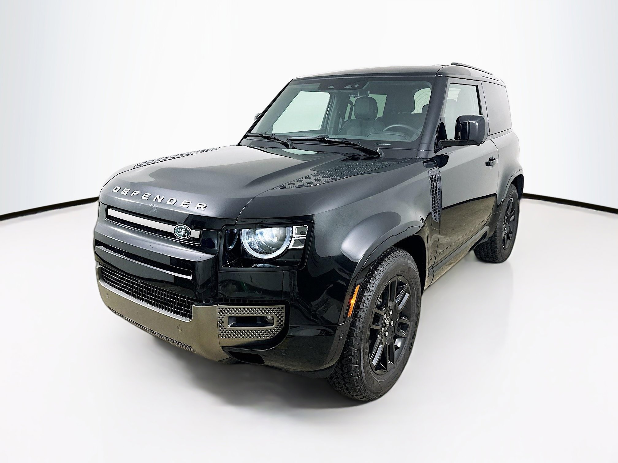 2024 Land Rover Defender X-Dynamic SE's photo