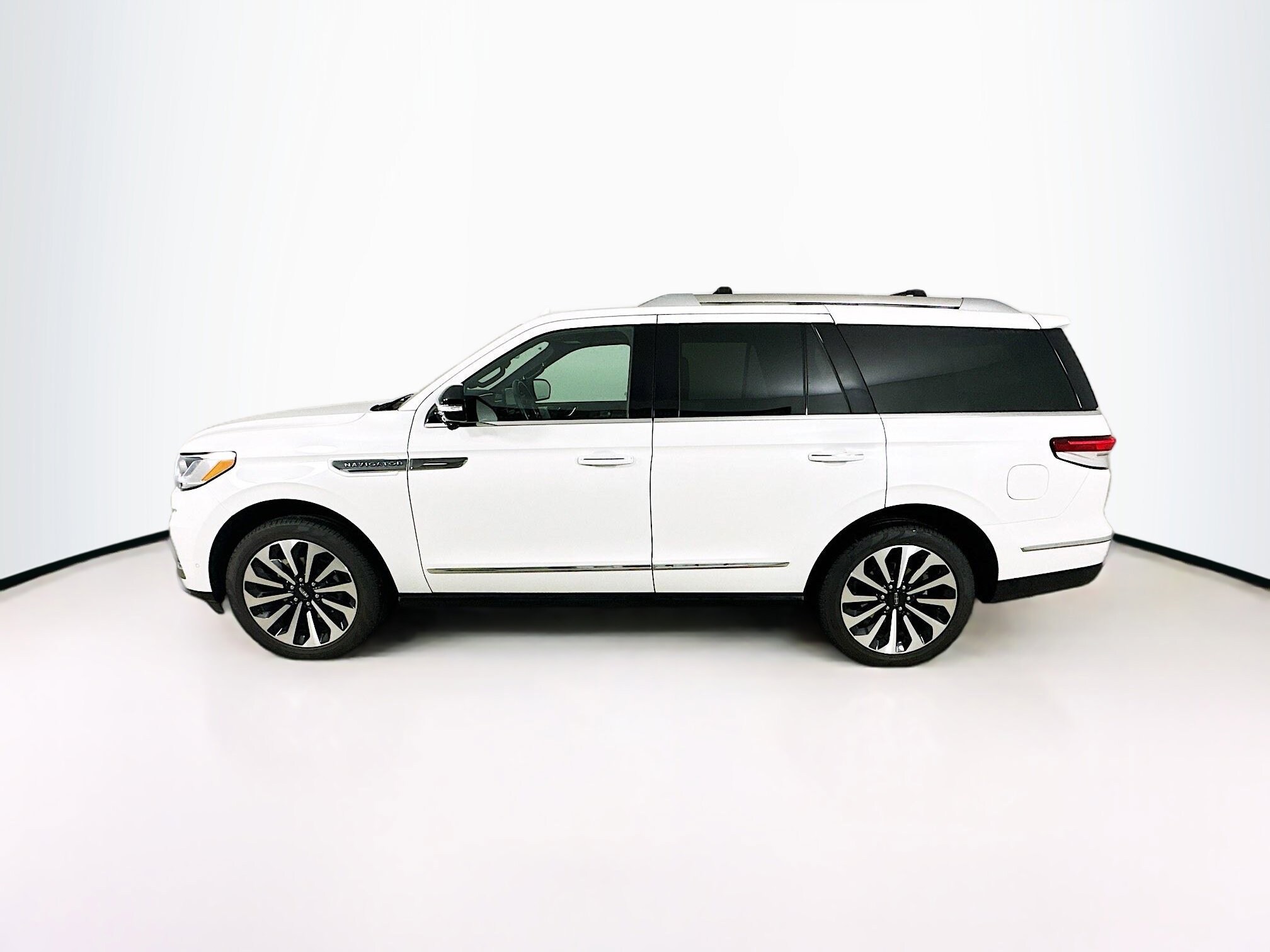 2023 Lincoln Navigator Reserve photo 4