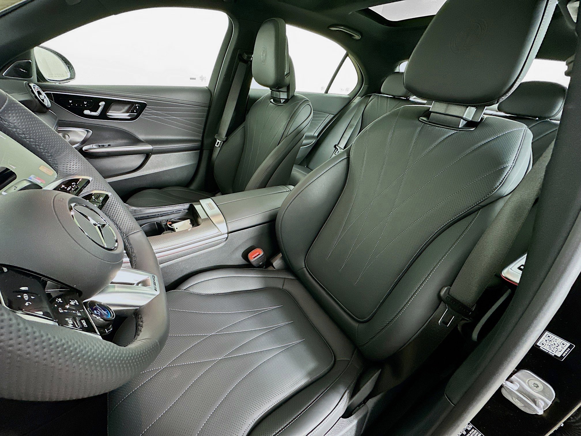 2025 Mercedes-Benz C-Class Sedan AMG C63 S E Peformance - Photo 26