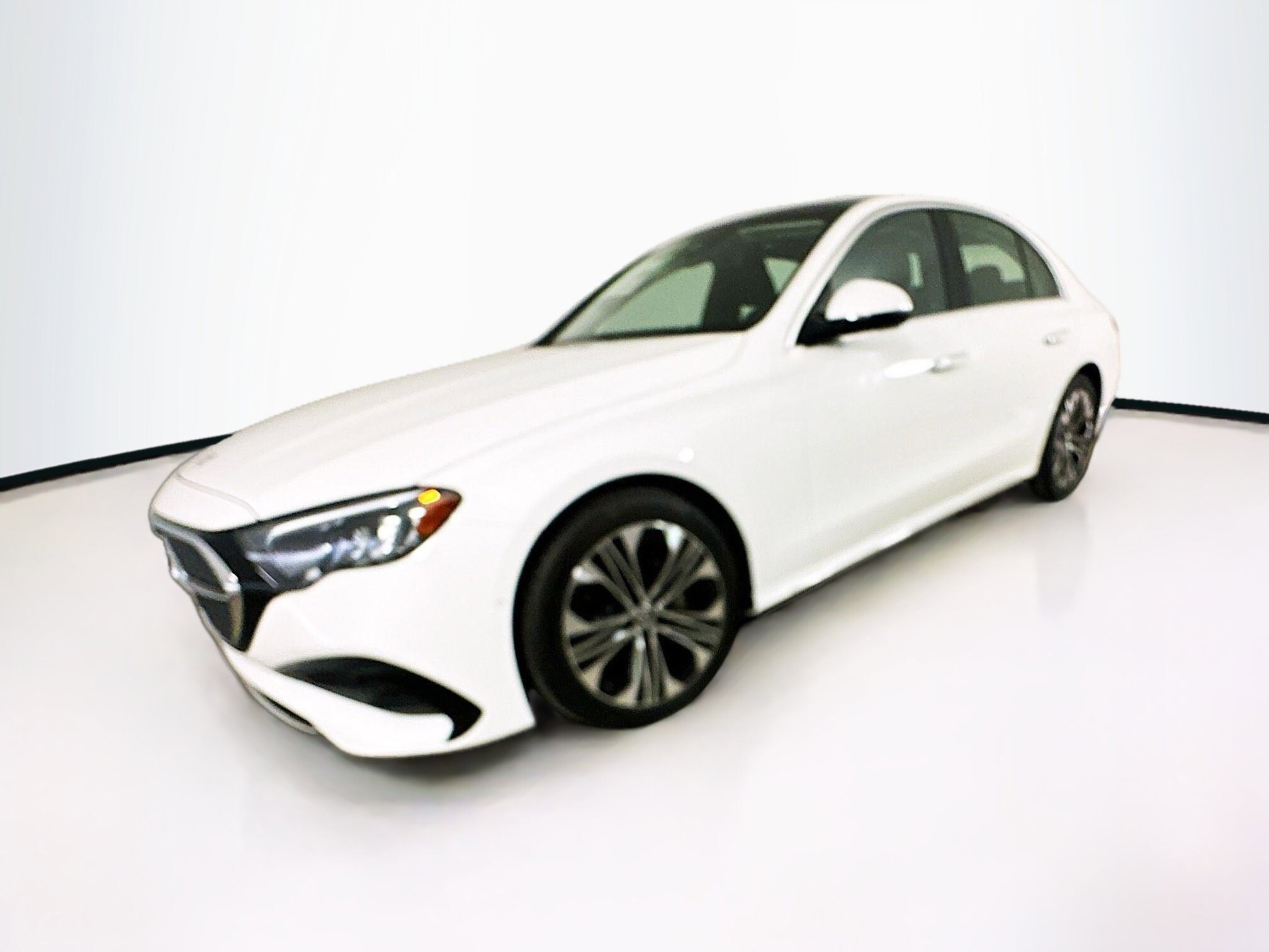 2025 Mercedes Benz E 350 4MATIC Sedan photo 3