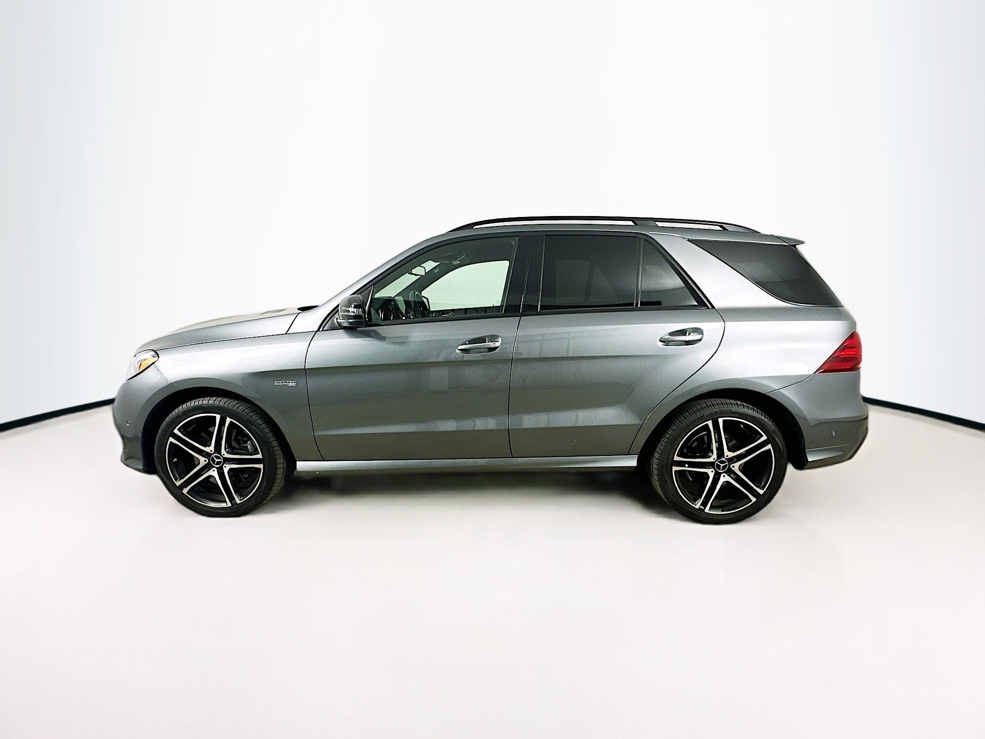 2017 Mercedes Benz GLE AMG 43 4MATIC photo 4