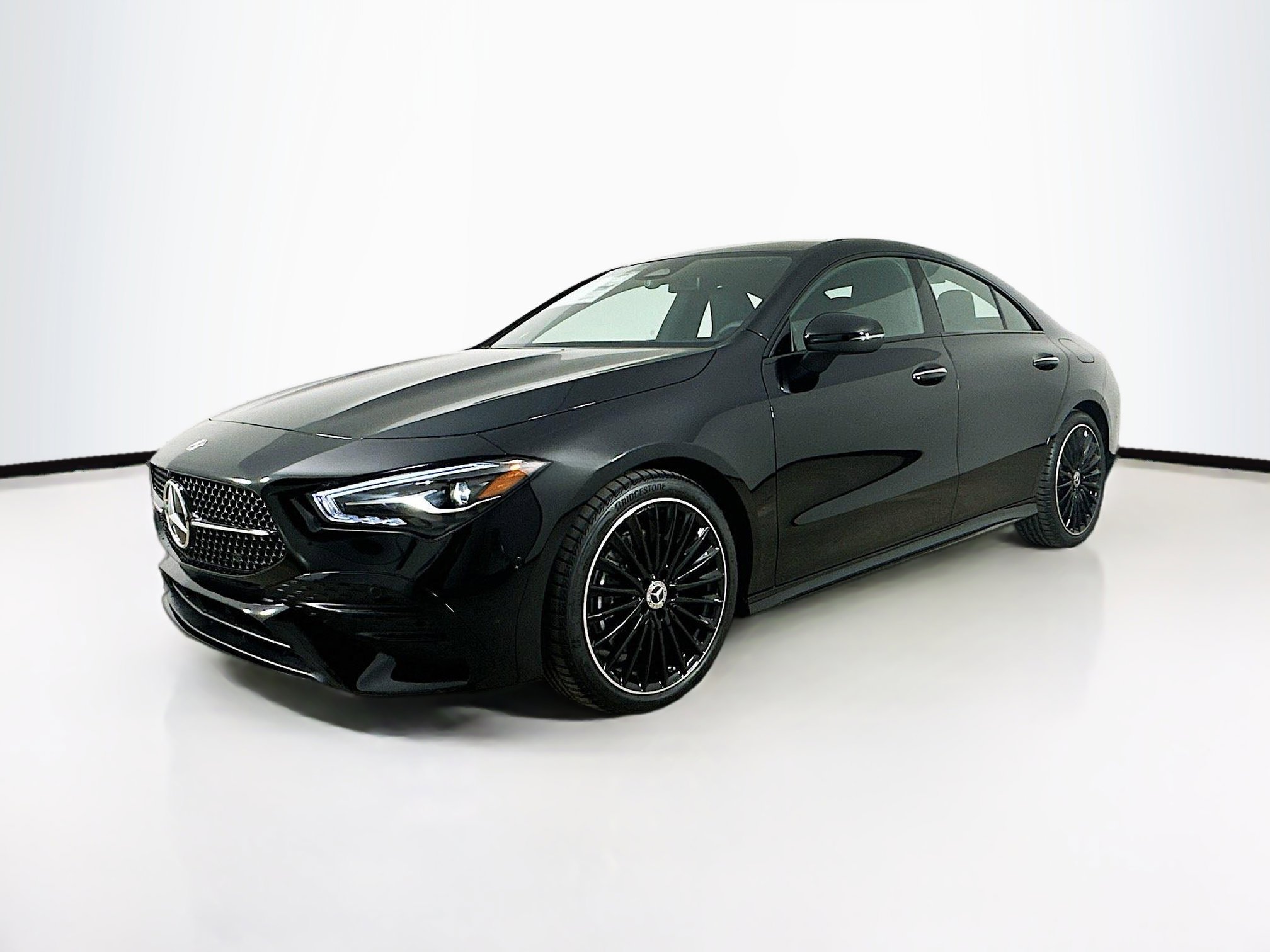 2025 Mercedes Benz CLA 250 4MATIC photo 3
