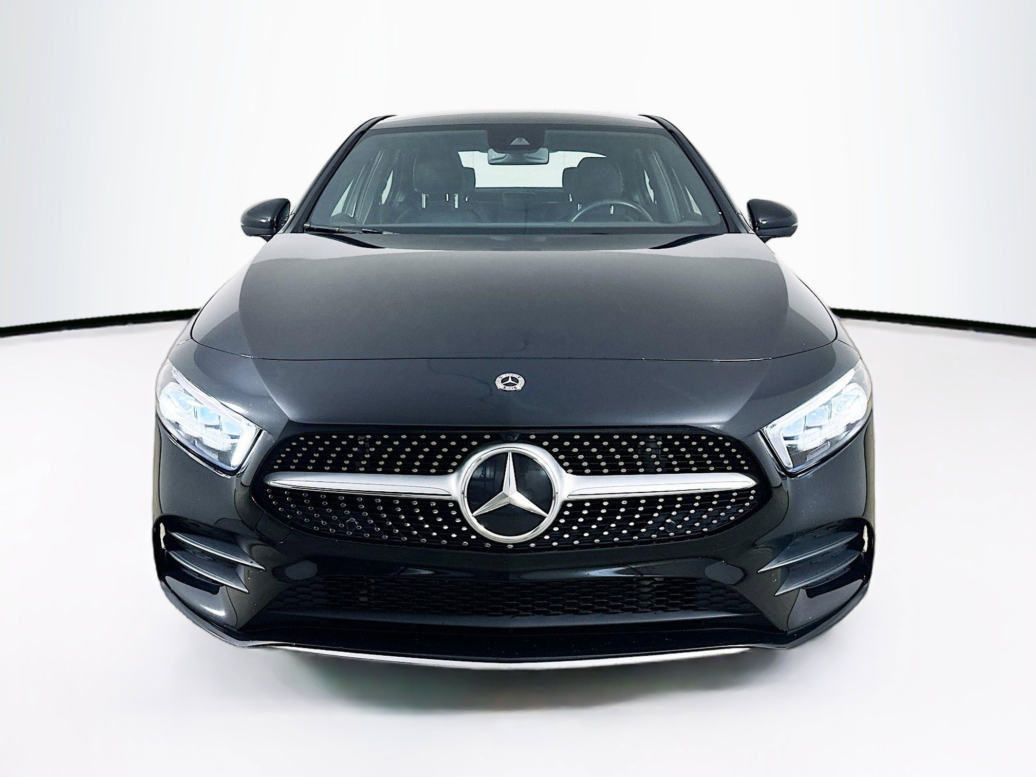 2022 Mercedes Benz A 220 4MATIC photo 2