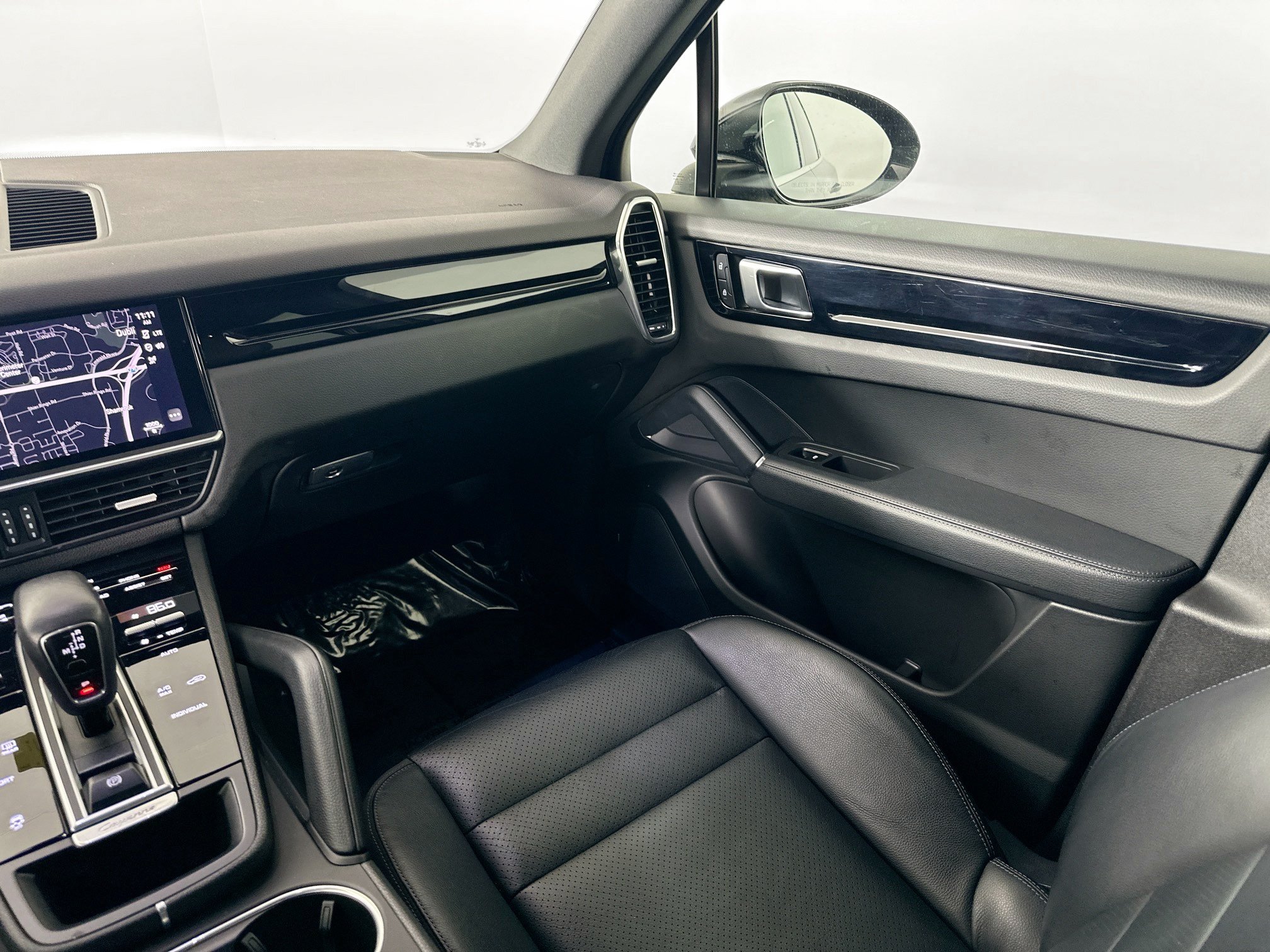 2022 Porsche Cayenne Base - Photo 21