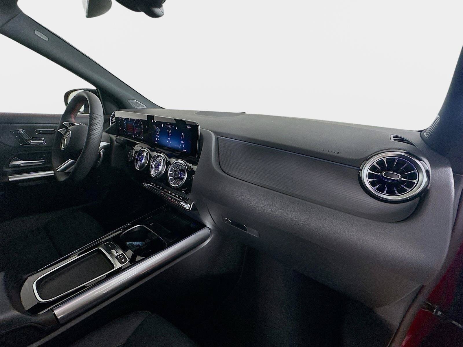 2026 Mercedes-Benz GLA GLA 250 - Photo 38