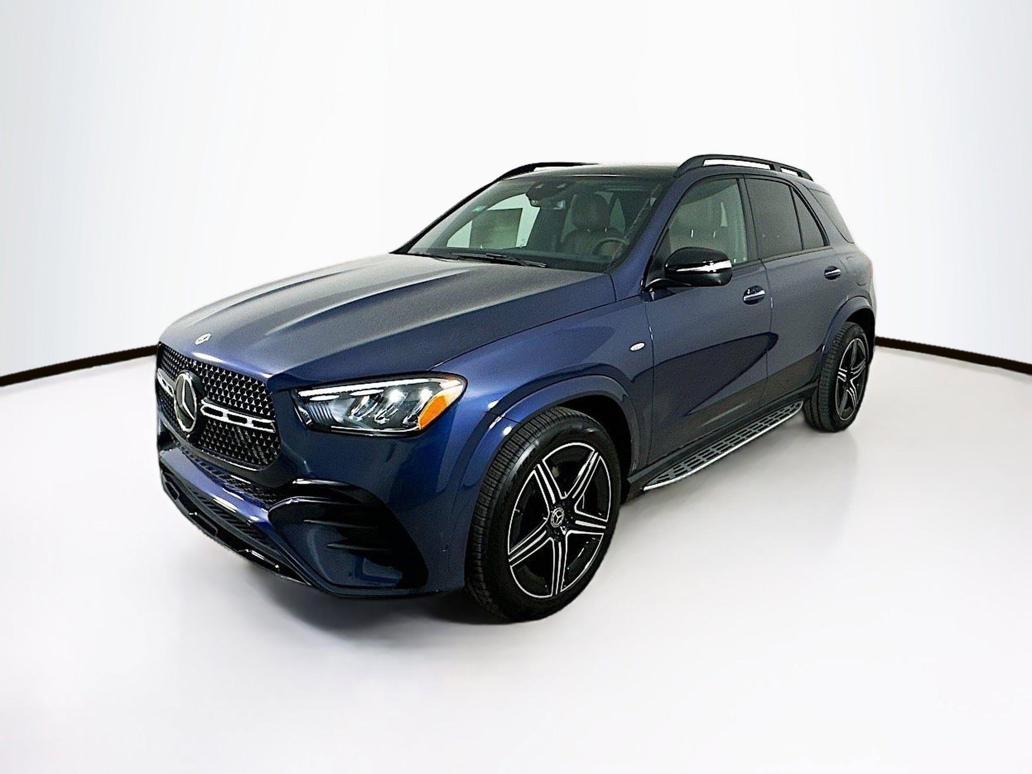 2025 Mercedes Benz GLE 450e 4MATIC photo 3