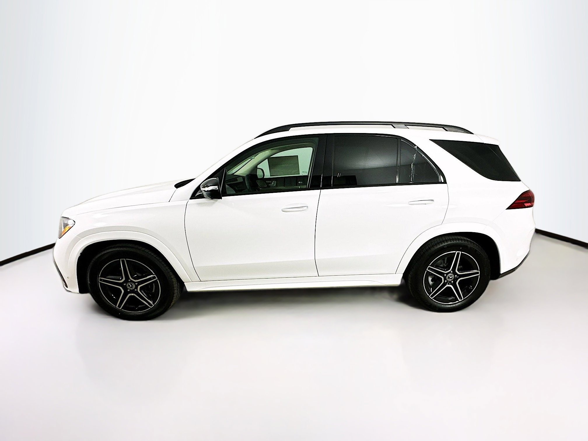 2026 Mercedes Benz GLE 350 4MATIC photo 4