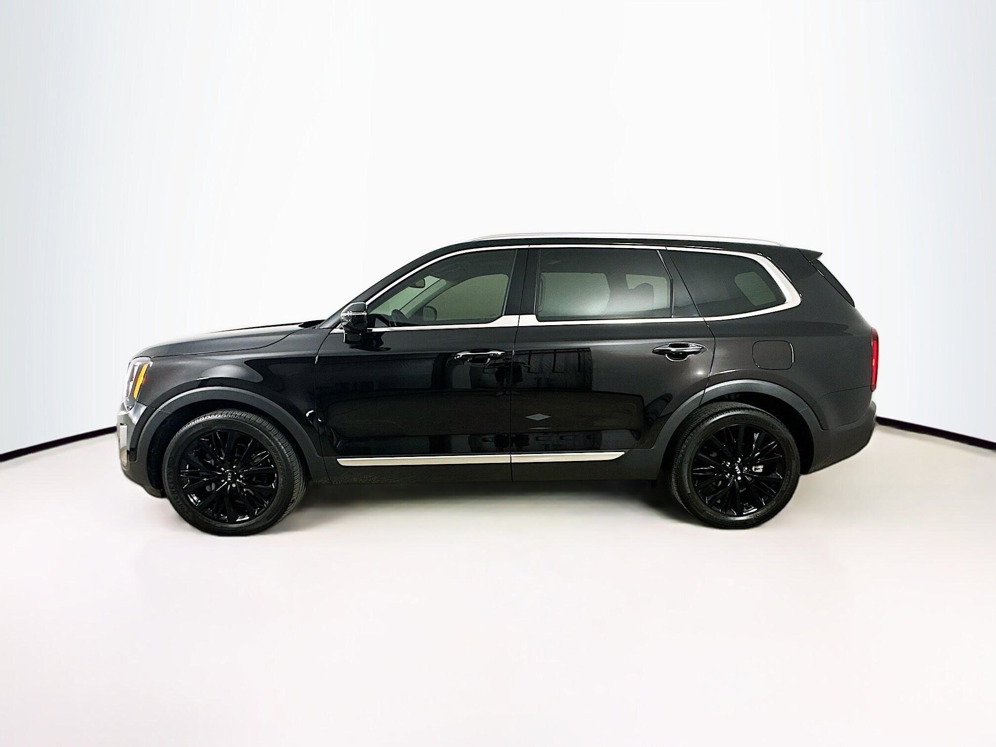 2021 Kia Telluride SX photo 2