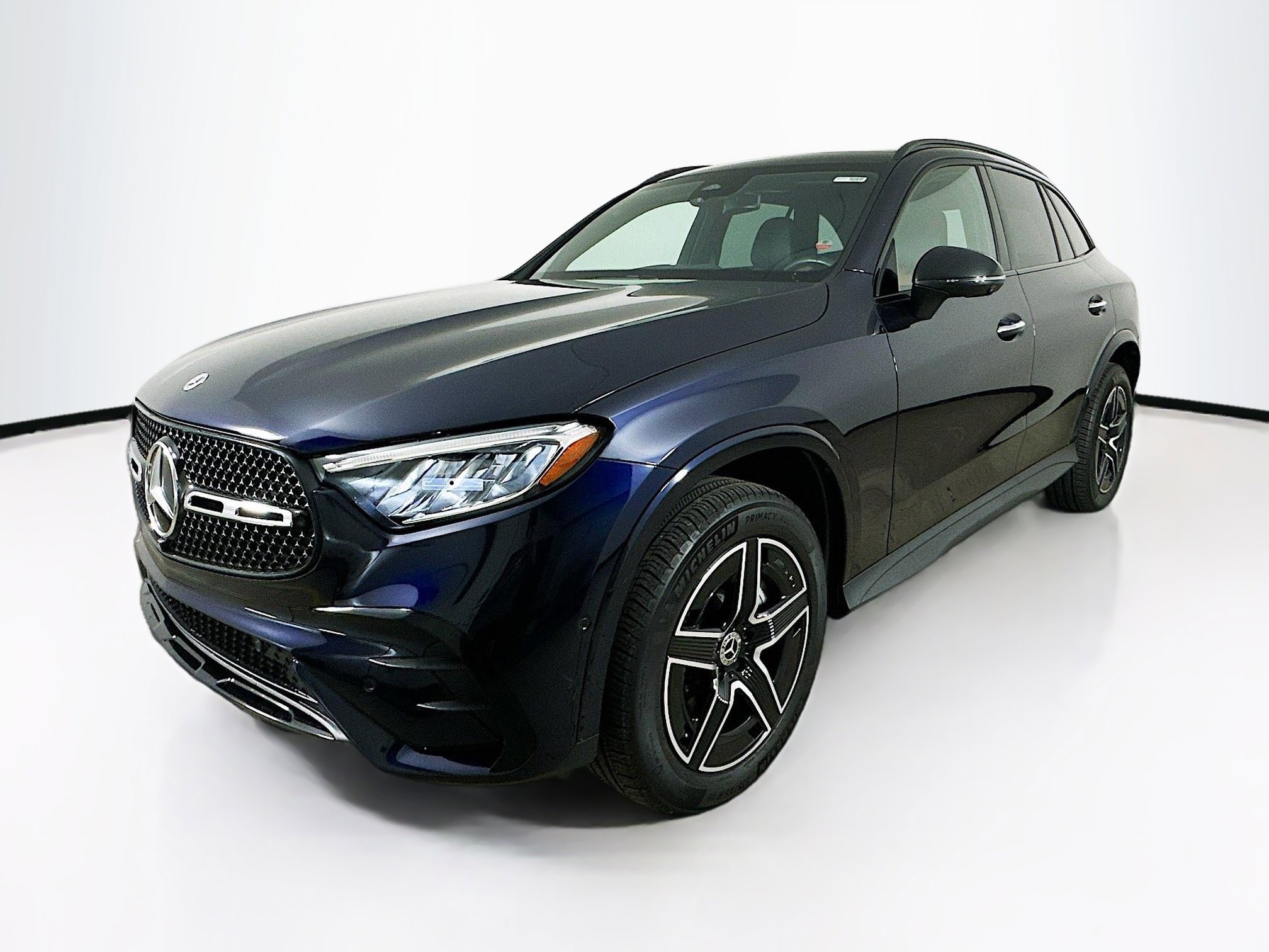 2023 Mercedes Benz GLC 300 4MATIC photo 3