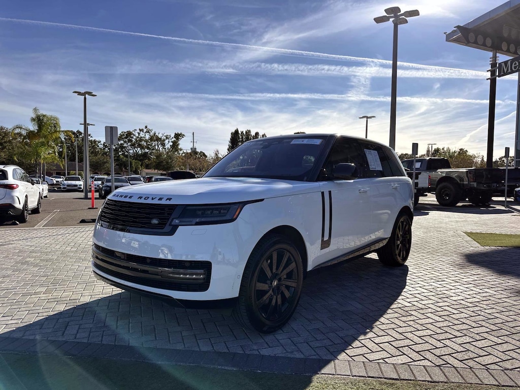 Used 2023 Land Rover Range Rover SE SUV