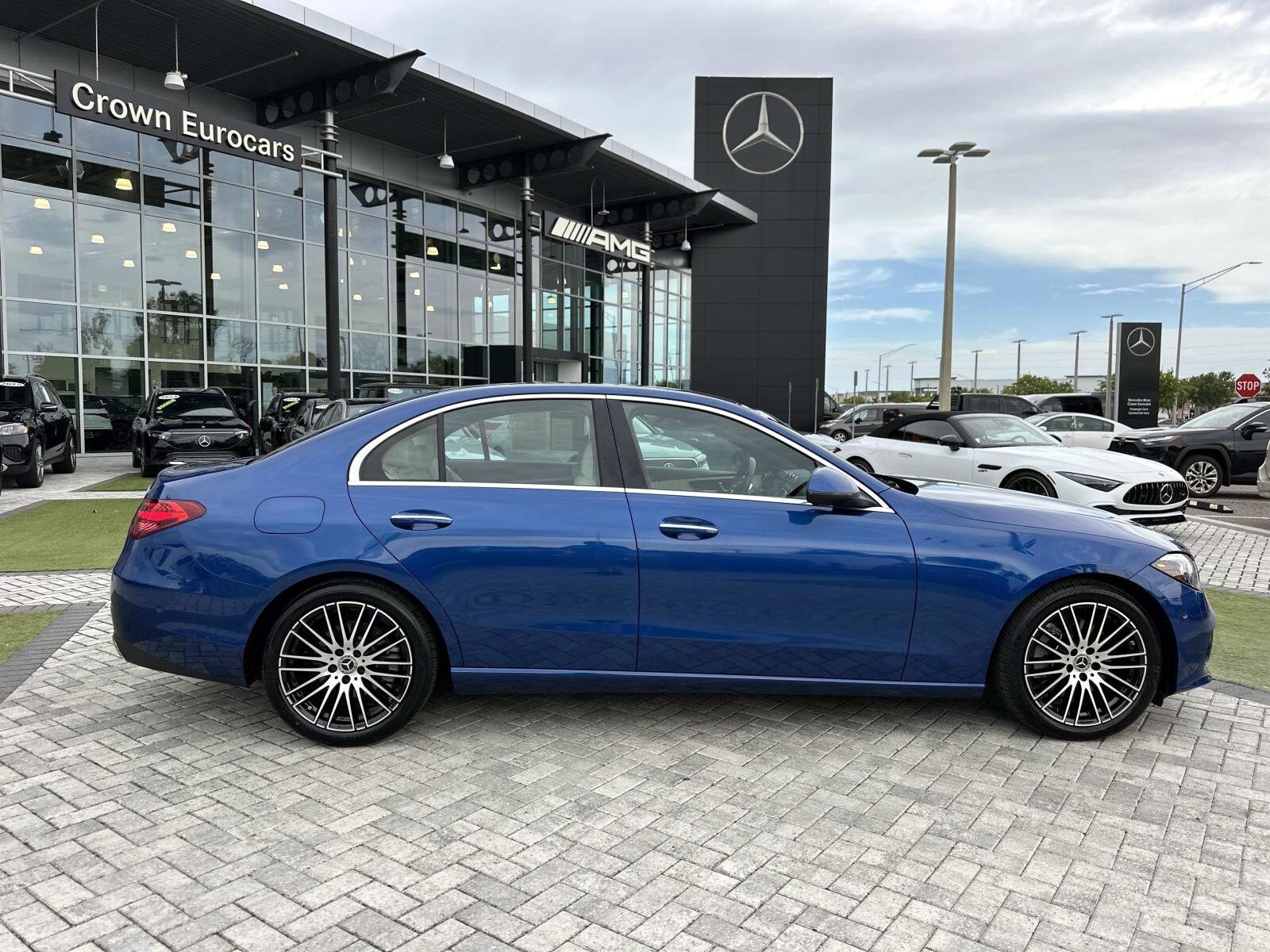 2024 Mercedes Benz C 300 4MATIC photo 3