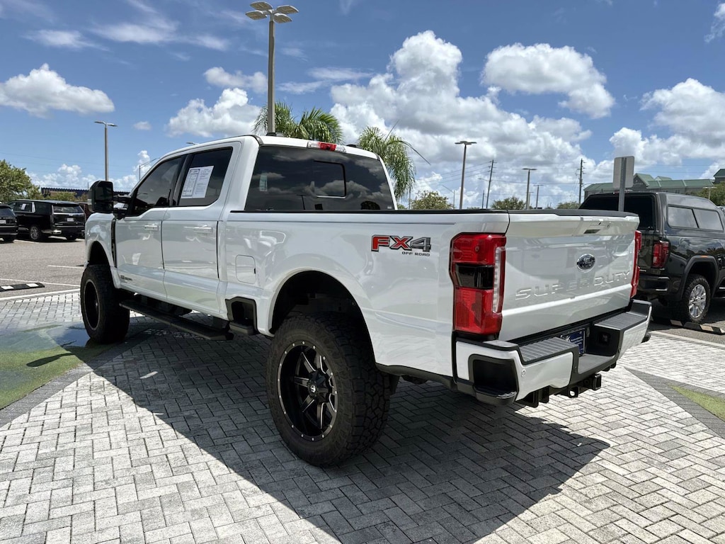 Used 2024 Ford Super Duty F-250 SRW Lariat Truck Crew Cab