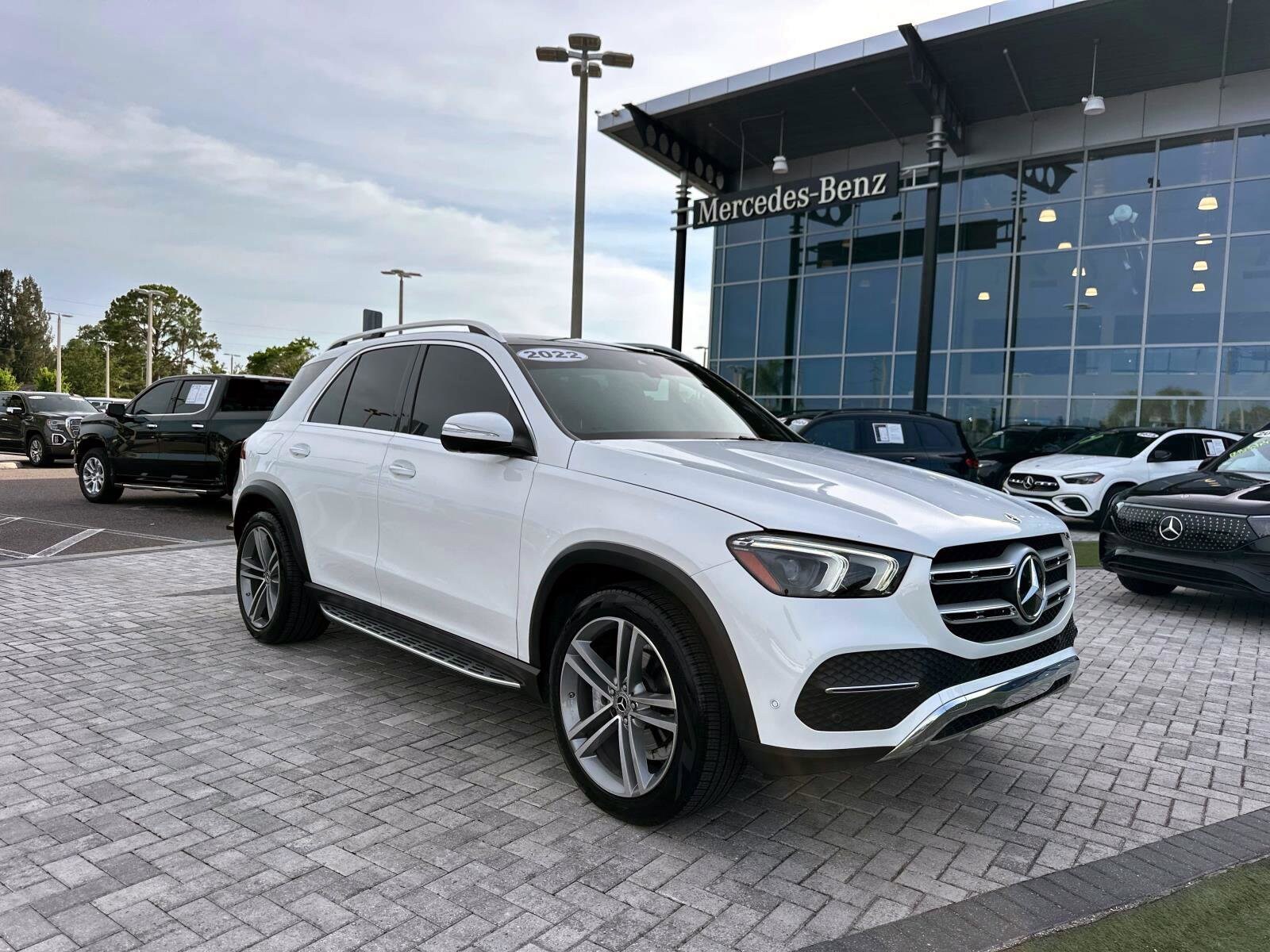 2022 Mercedes Benz GLE 350 photo 2
