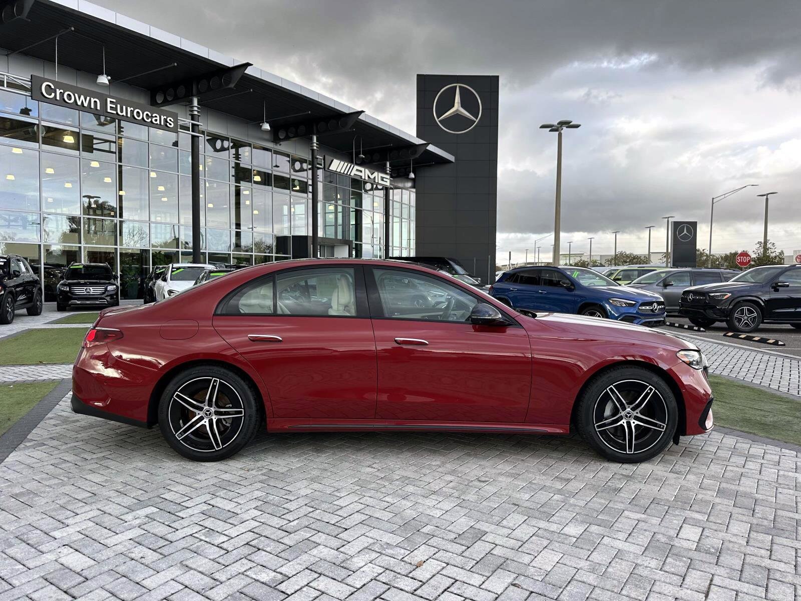 2025 Mercedes Benz E 350 photo 3