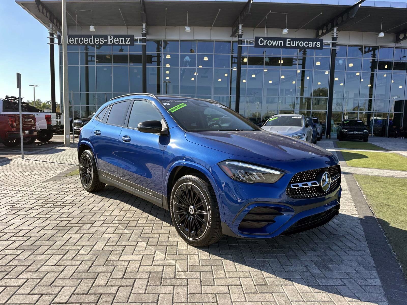 2025 Mercedes Benz GLA 250 photo 2