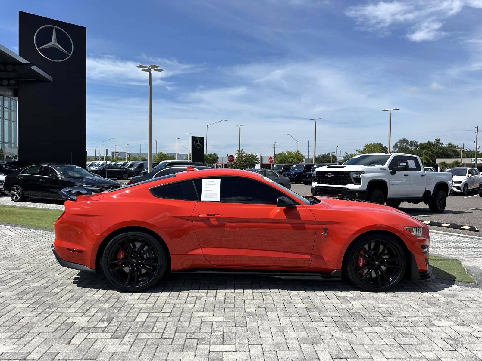2022 Ford Mustang Shelby GT500 photo 3